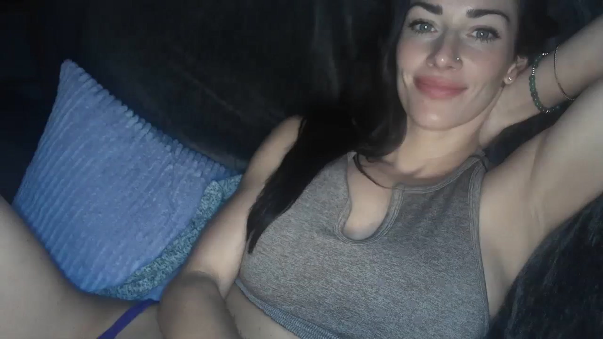 Gallery image thumbnail from EmmaStone4's myfreecams stream on, 10/29/2023, 04:32 image 6 of 20