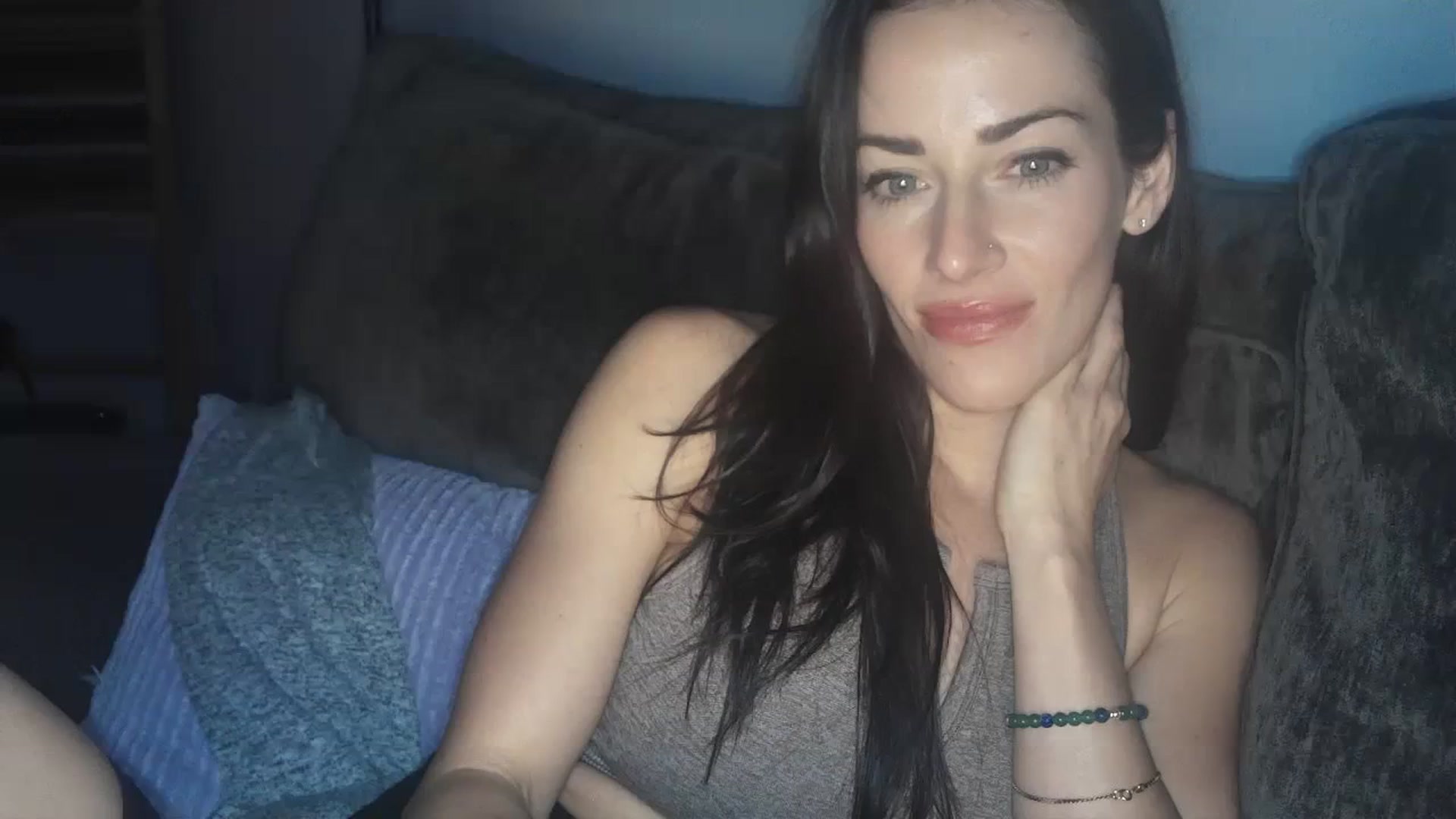 Gallery image thumbnail from EmmaStone4's myfreecams stream on, 10/29/2023, 04:32 image 1 of 20