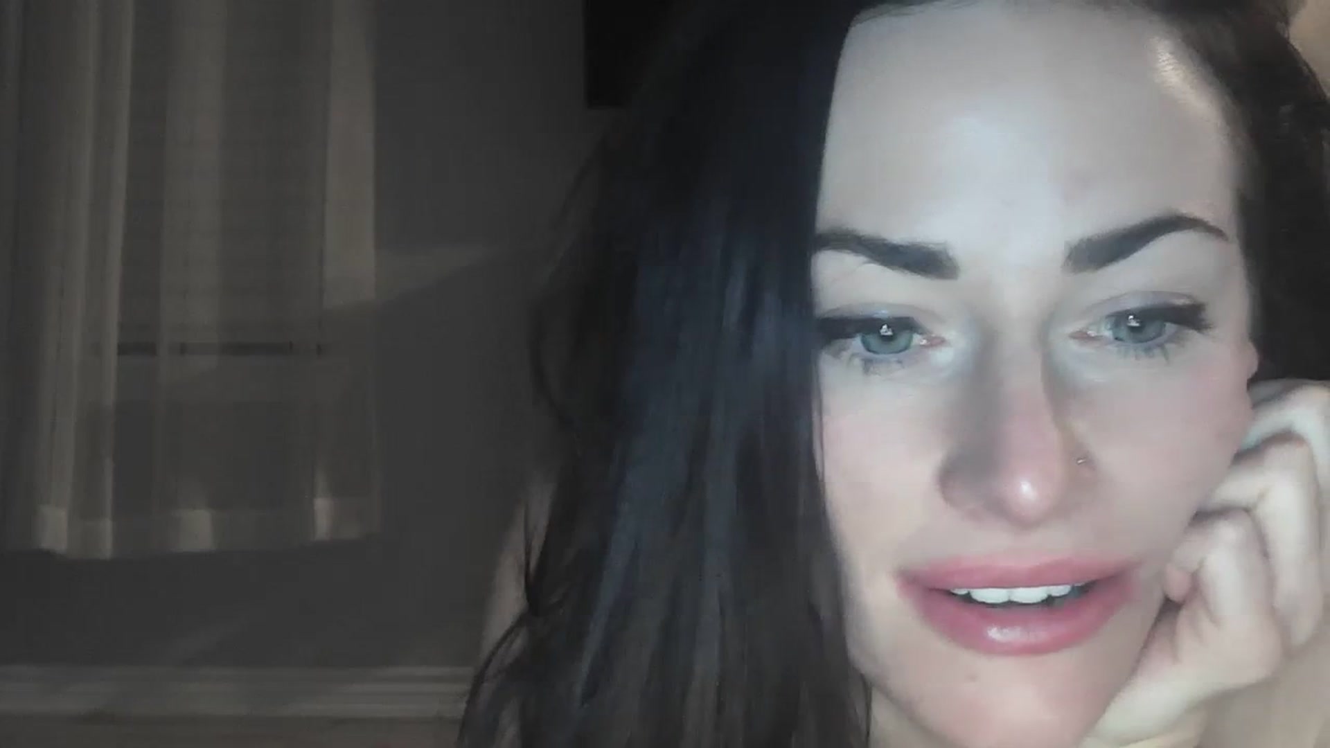 Gallery image thumbnail from EmmaStone4's myfreecams stream on, 11/04/2023, 05:25 image 11 of 20