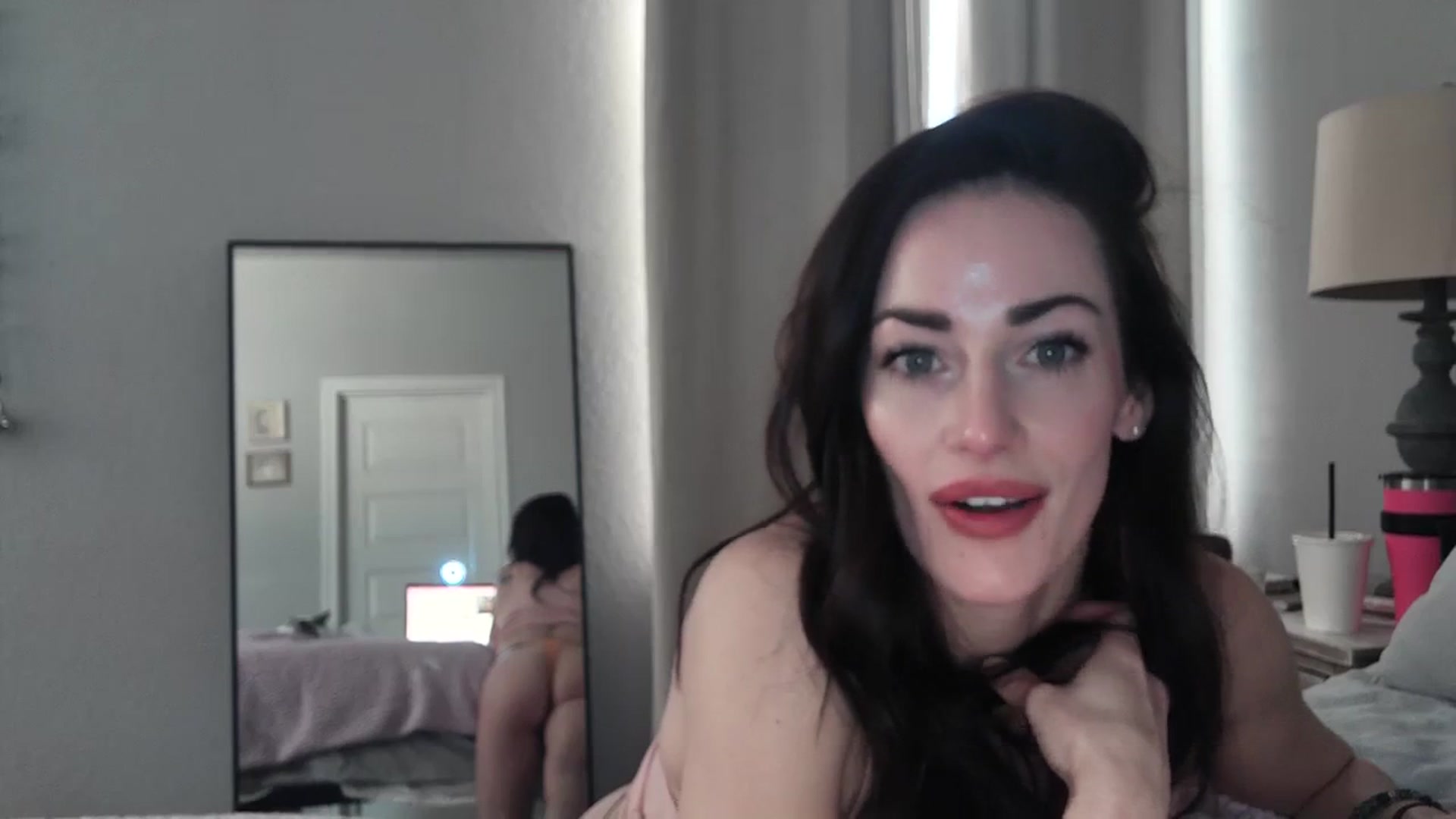 Gallery image thumbnail from EmmaStone4's myfreecams stream on, 11/30/2023, 21:04 image 5 of 20