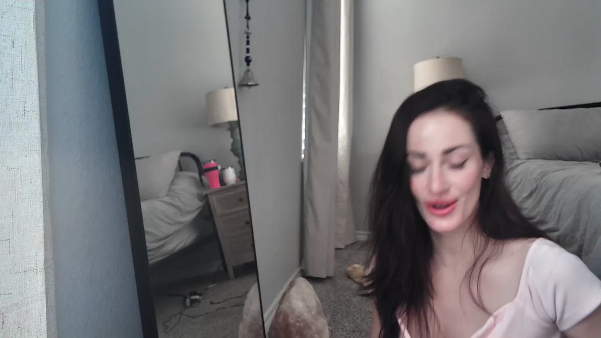 Gallery image thumbnail from EmmaStone4's myfreecams stream on, 12/05/2023, 19:56 image 6 of 20