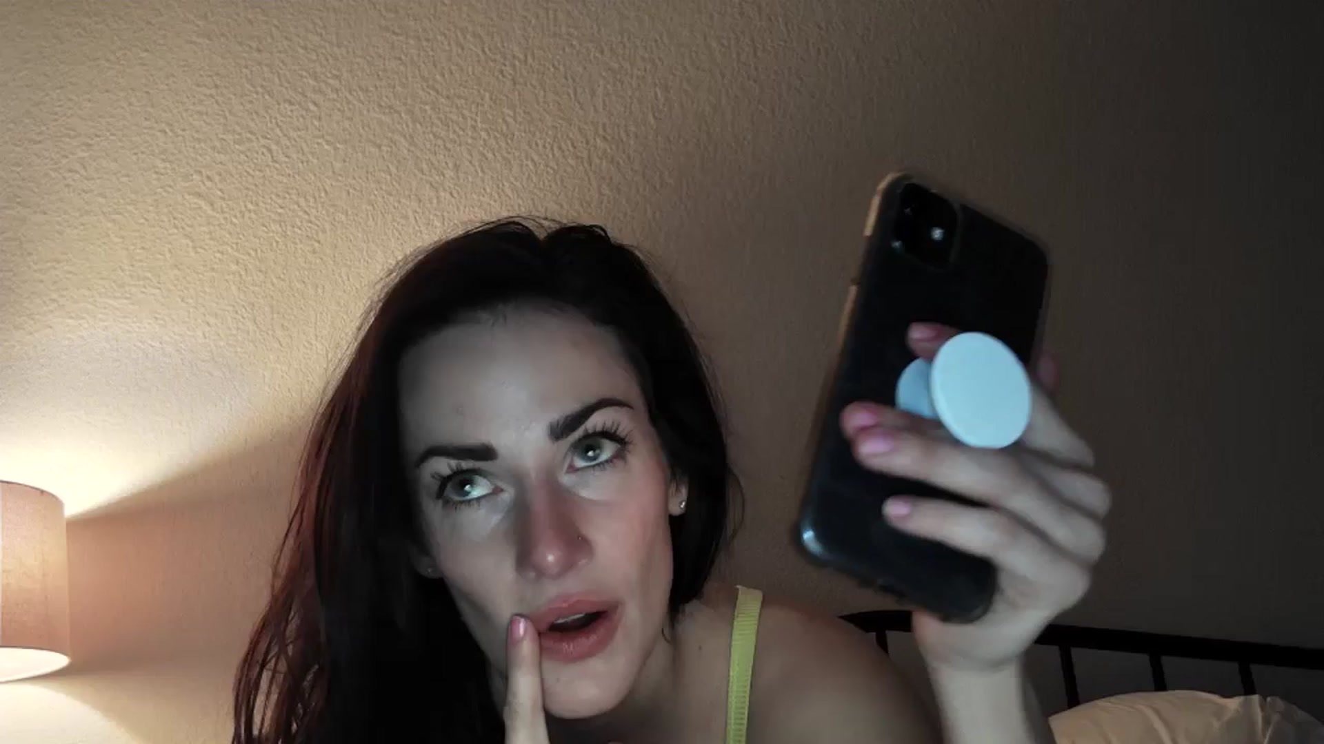 Gallery image thumbnail from EmmaStone4's myfreecams stream on, 12/06/2023, 06:42 image 6 of 20