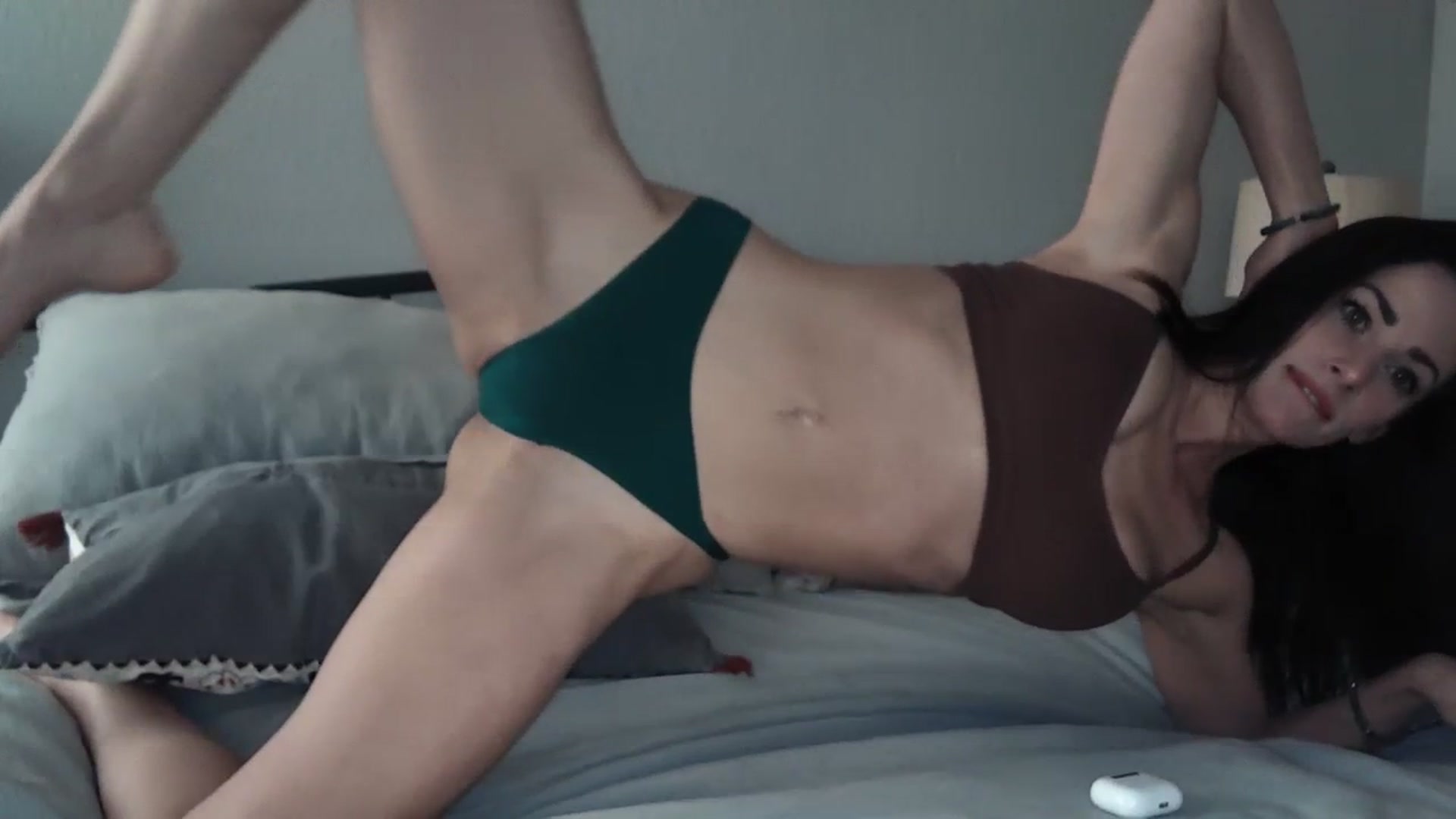 Gallery image thumbnail from EmmaStone4's myfreecams stream on, 12/13/2023, 22:44 image 6 of 20