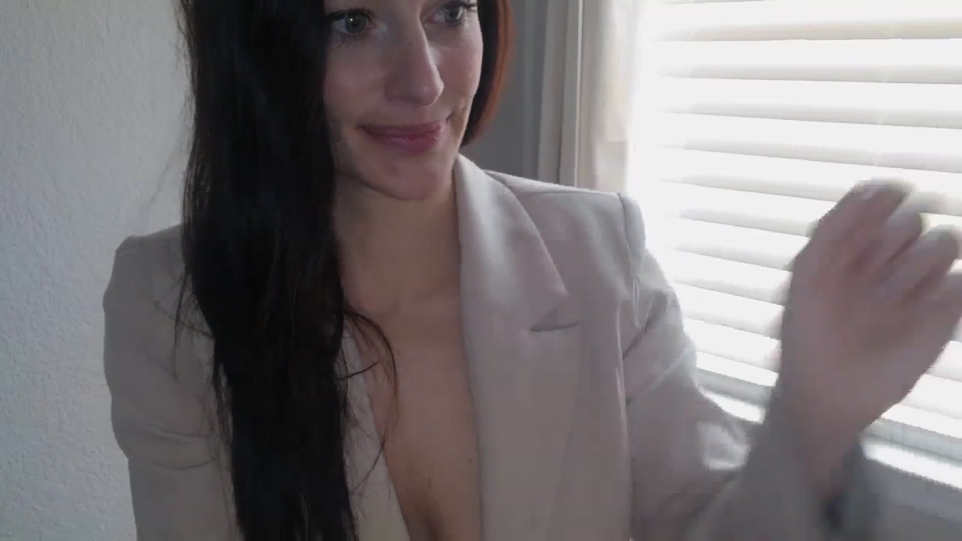 Gallery image thumbnail from EmmaStone4's myfreecams stream on, 01/29/2024, 20:15 image 14 of 20