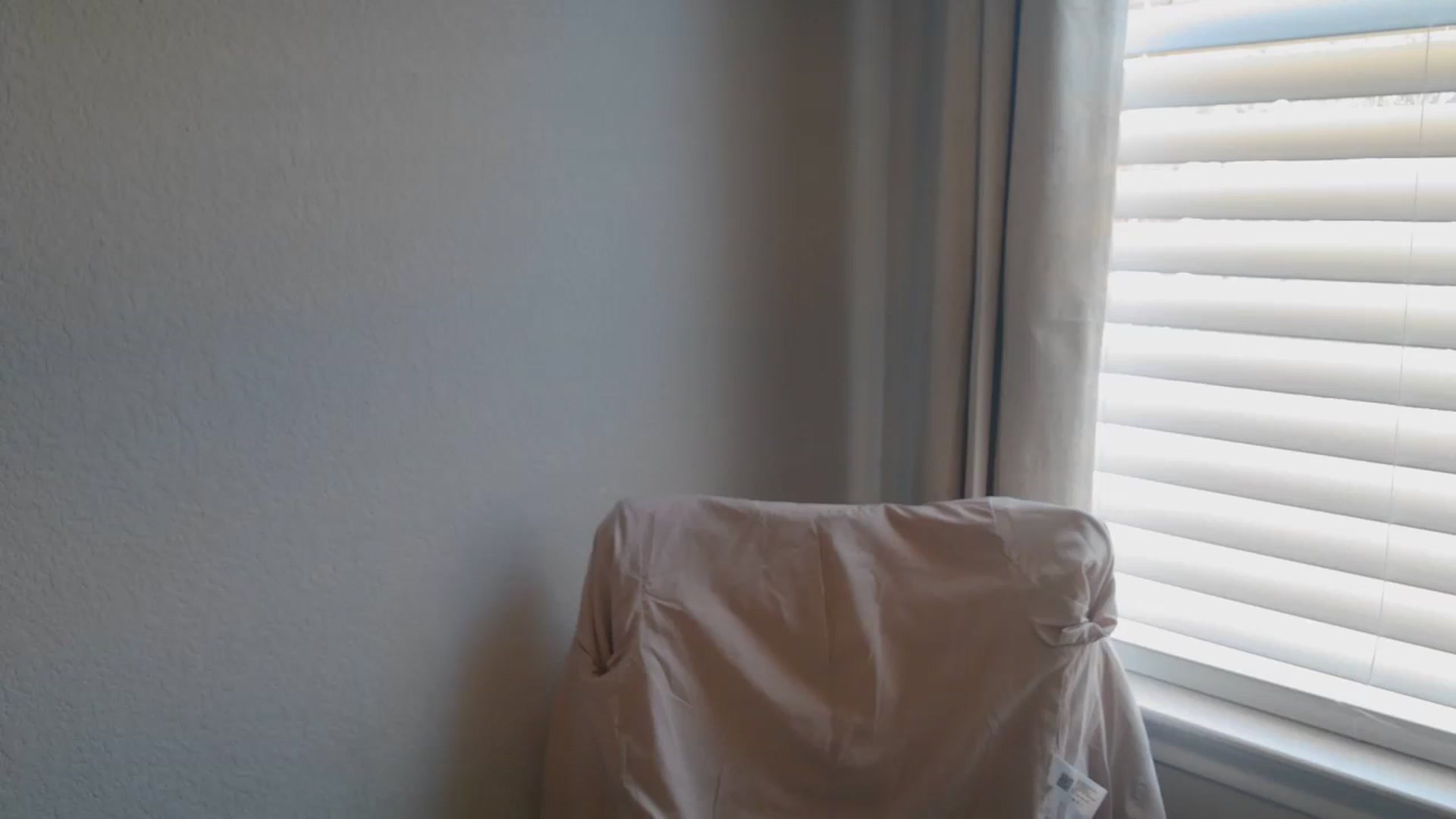 Gallery image thumbnail from EmmaStone4's myfreecams stream on, 01/30/2024, 22:04 image 12 of 20