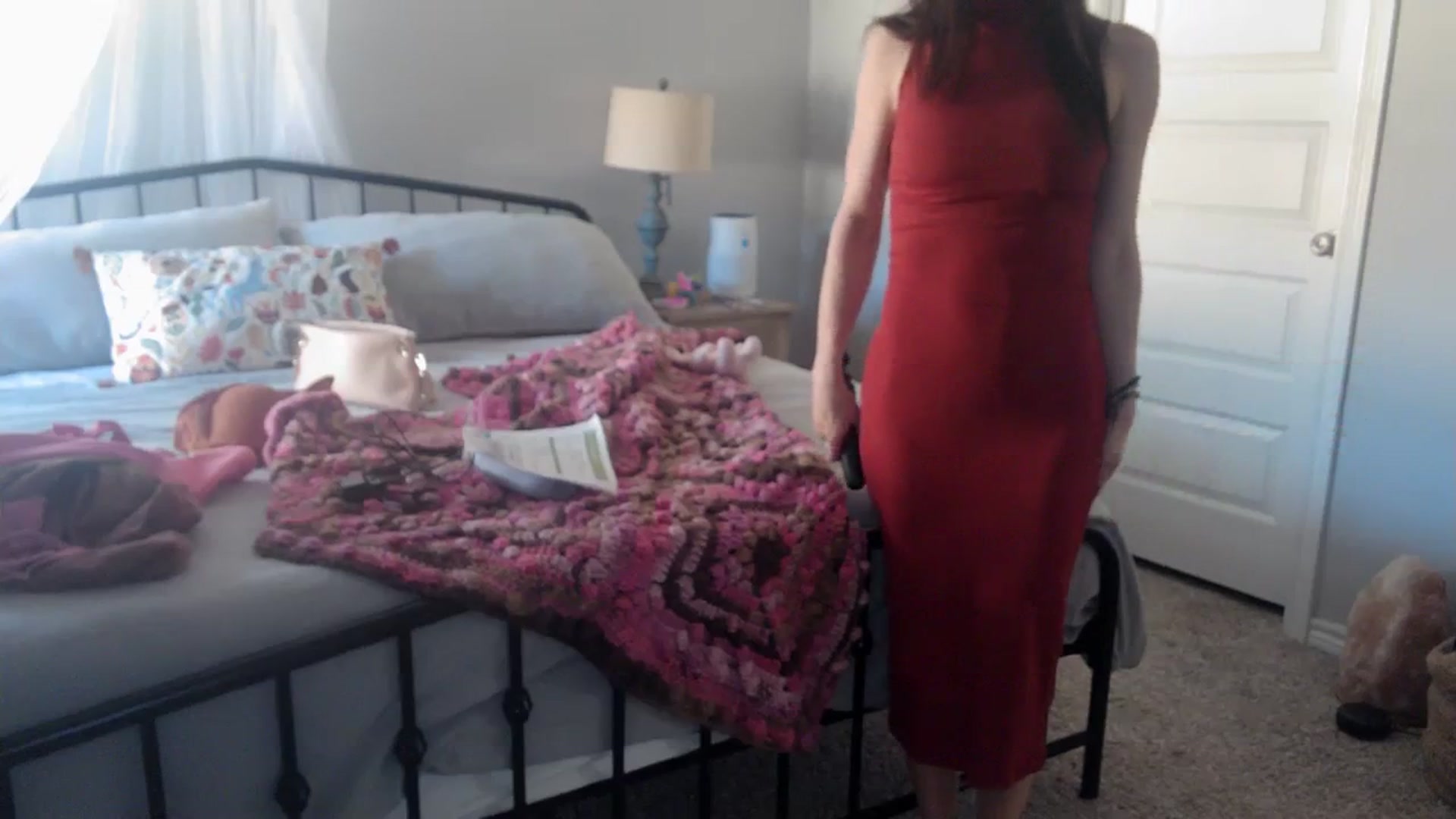 Gallery image thumbnail from EmmaStone4's myfreecams stream on, 02/06/2024, 19:30 image 15 of 20