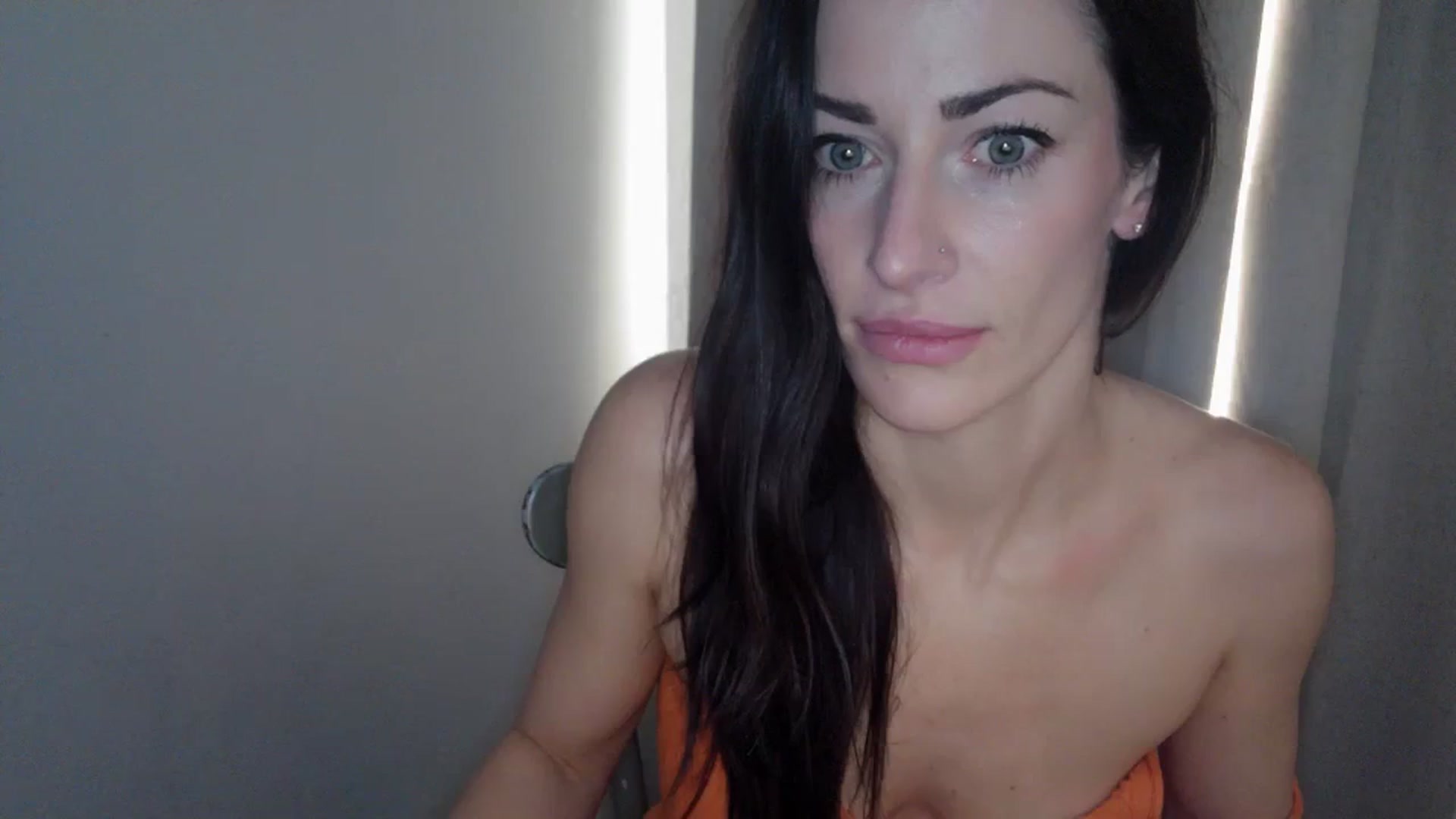 Gallery image thumbnail from EmmaStone4's myfreecams stream on, 02/08/2024, 18:49 image 19 of 20