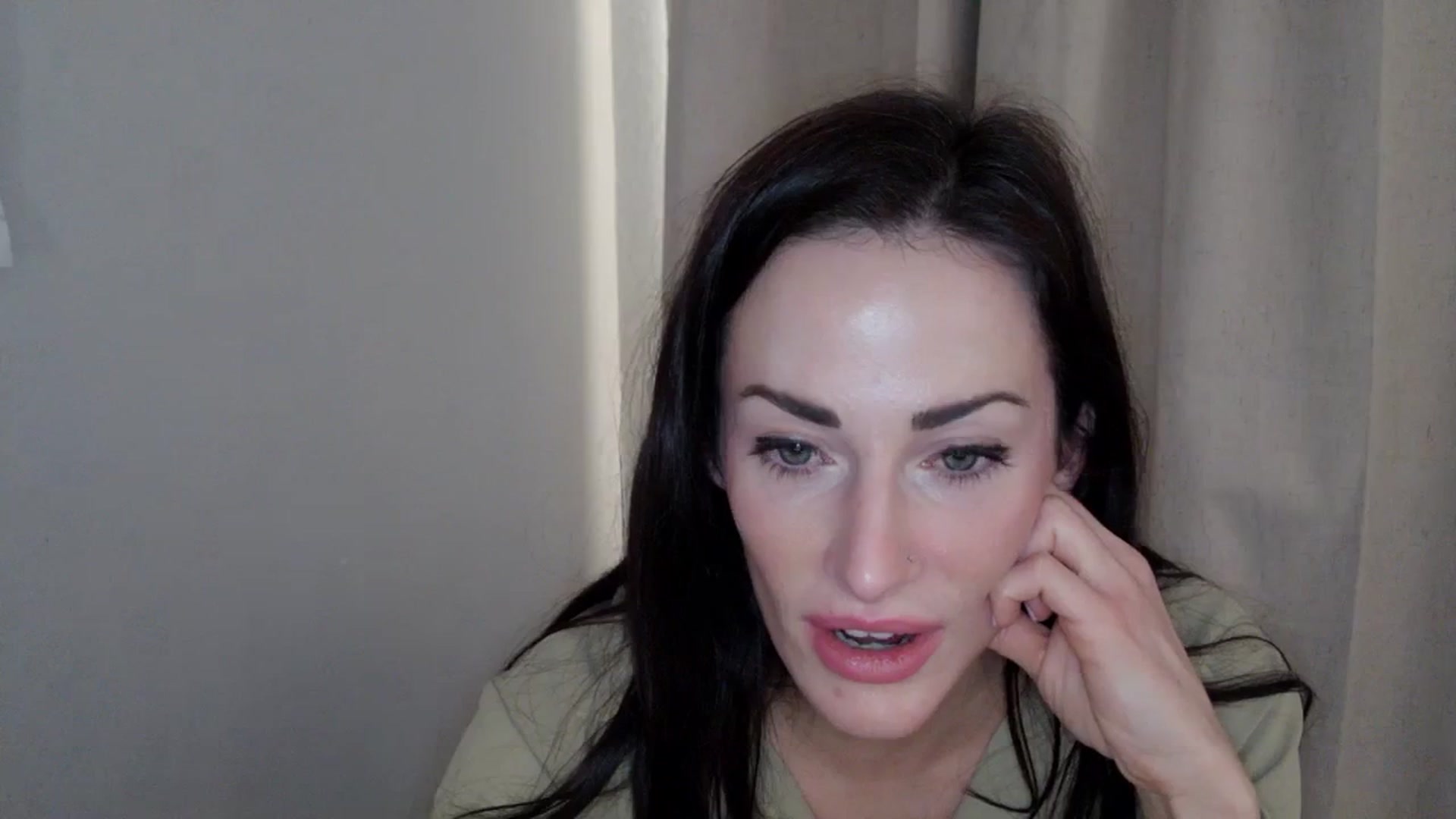 Gallery image thumbnail from EmmaStone4's myfreecams stream on, 02/13/2024, 19:07 image 2 of 20