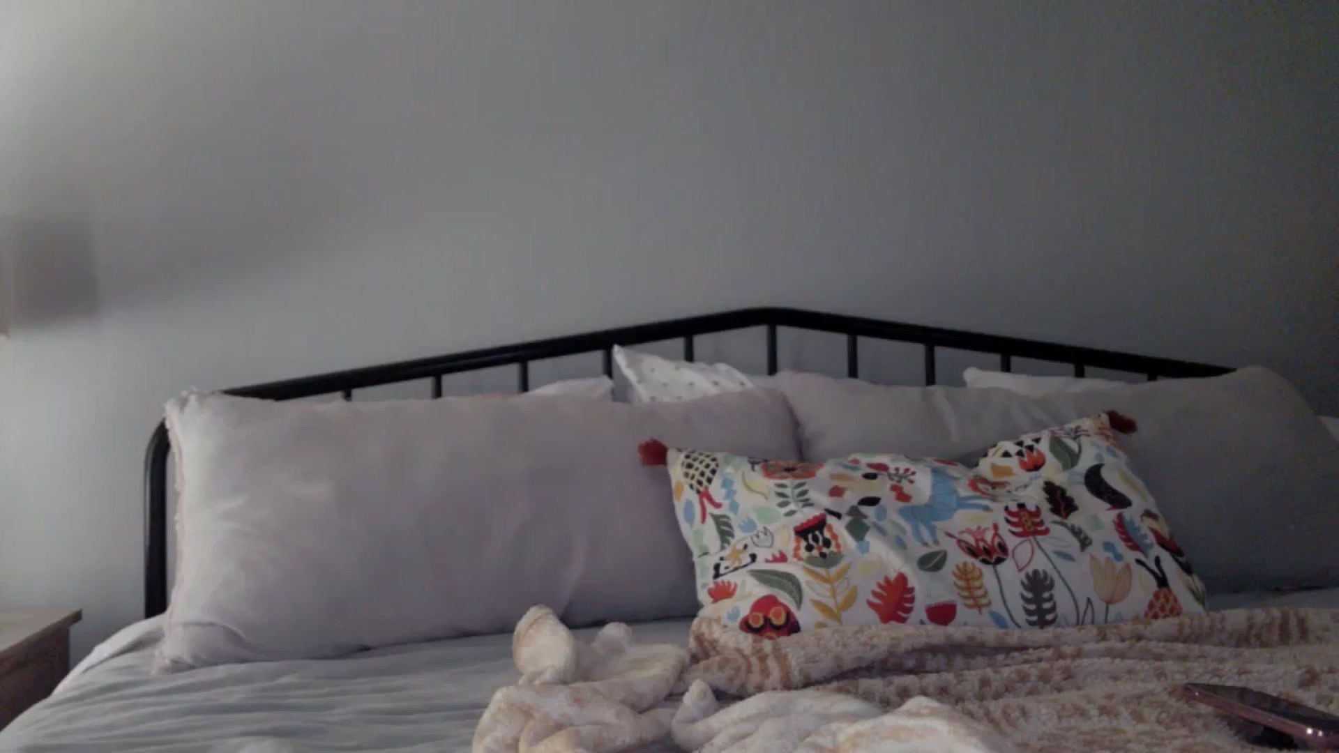 Gallery image thumbnail from EmmaStone4's myfreecams stream on, 05/06/2024, 18:00 image 9 of 20