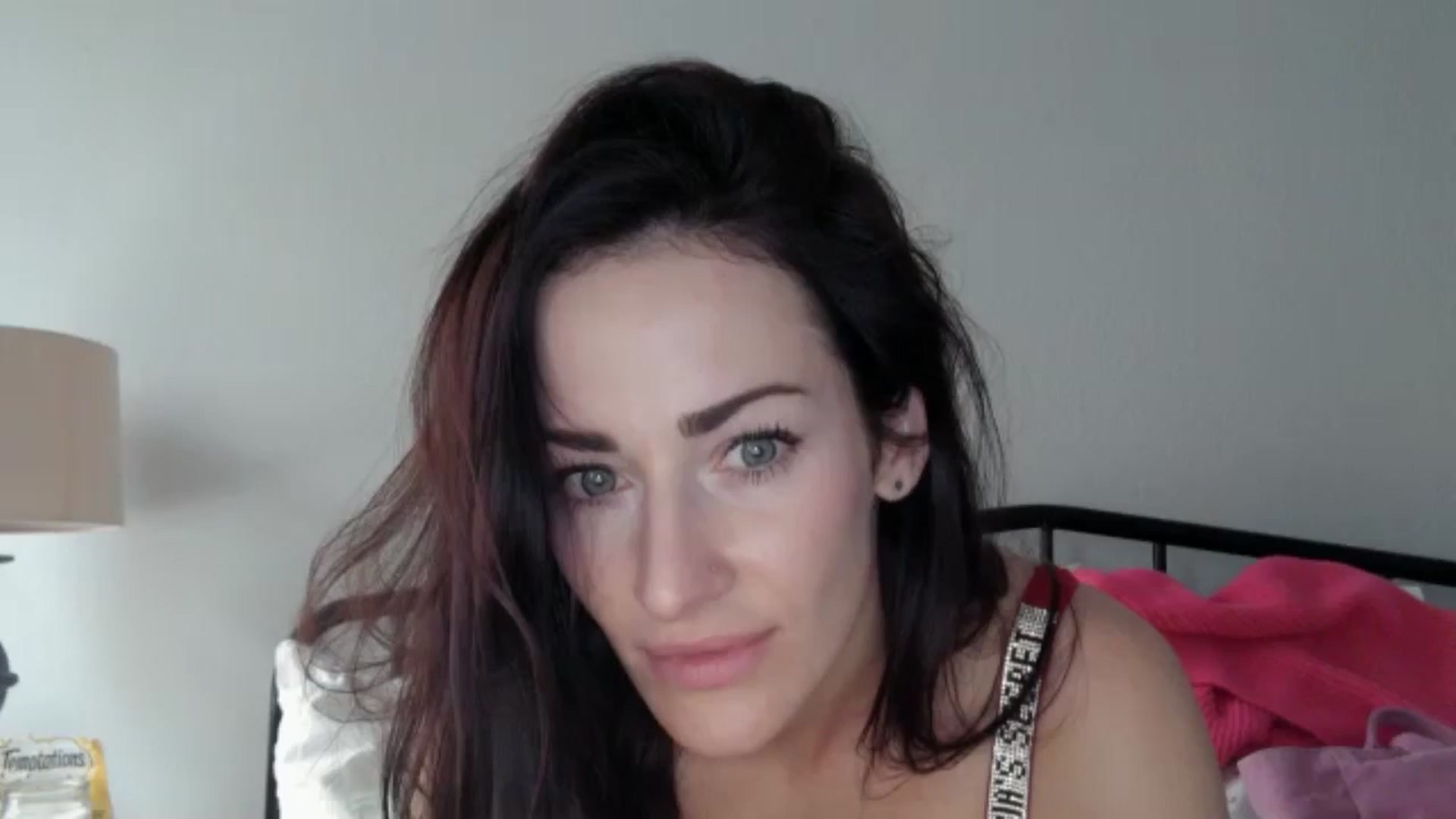 Gallery image thumbnail from EmmaStone4's myfreecams stream on, 05/08/2024, 18:32 image 11 of 20