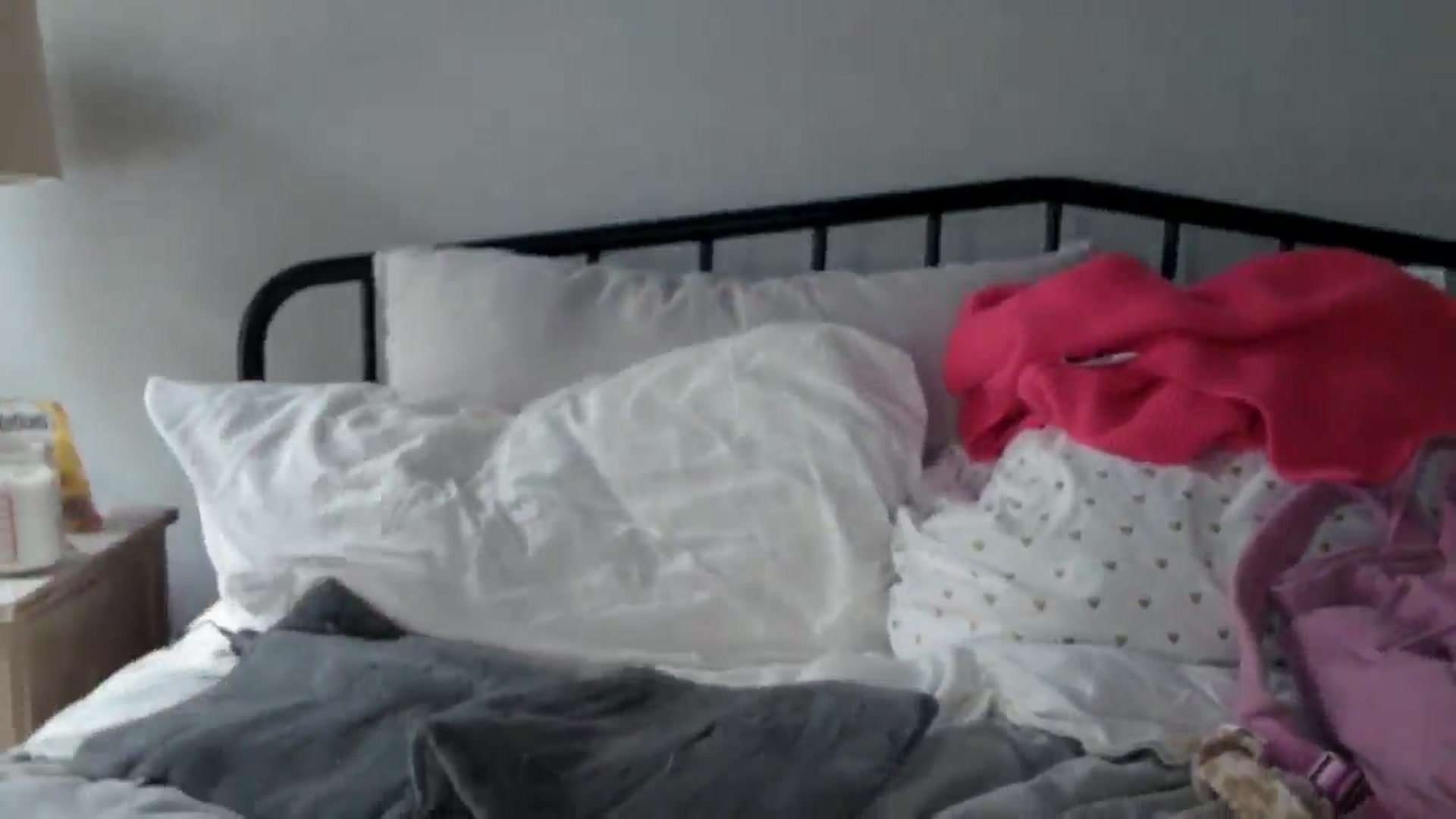 Gallery image thumbnail from EmmaStone4's myfreecams stream on, 05/08/2024, 18:32 image 18 of 20