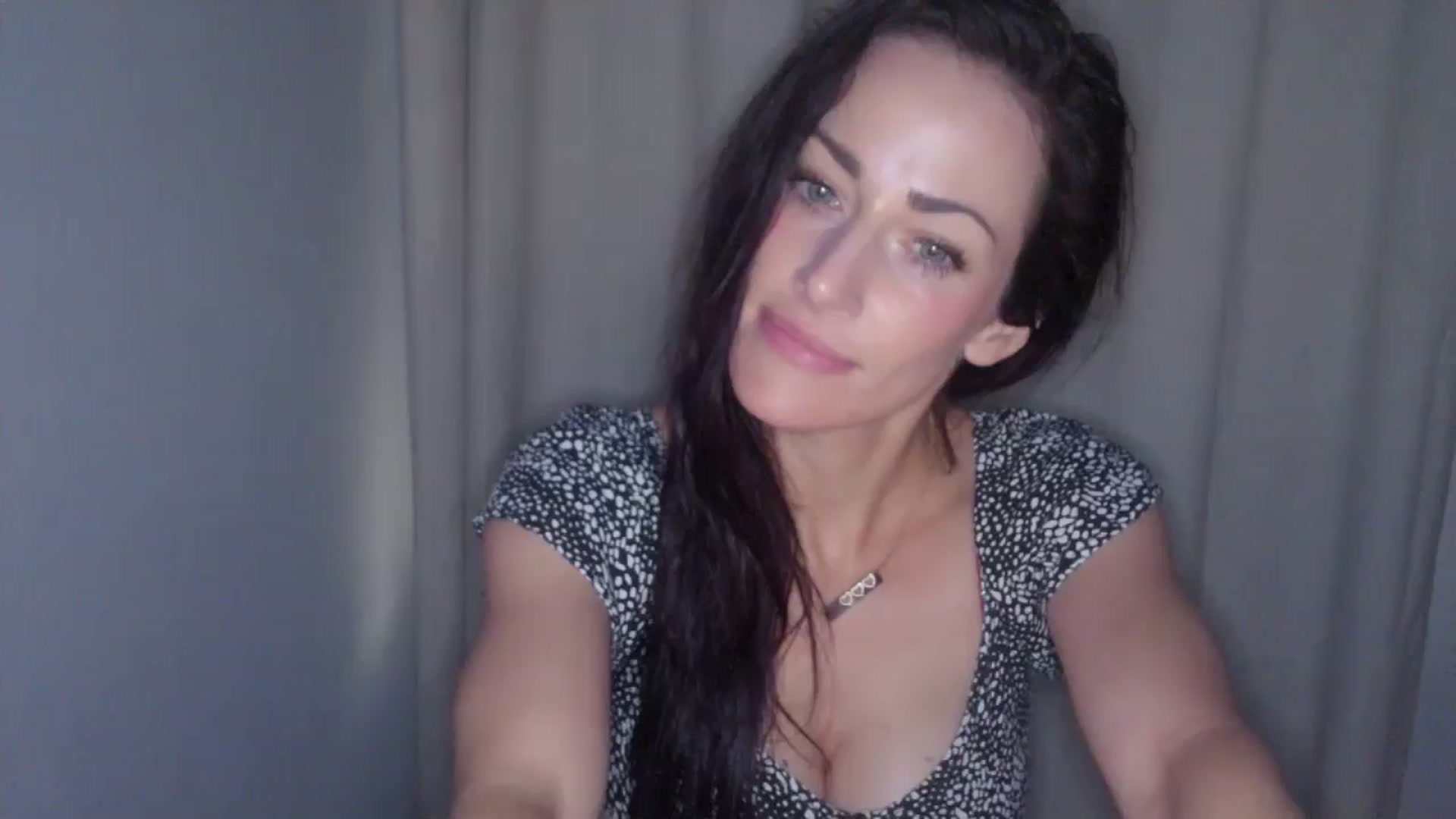 Gallery image thumbnail from EmmaStone4's myfreecams stream on, 05/16/2024, 19:36 image 13 of 20