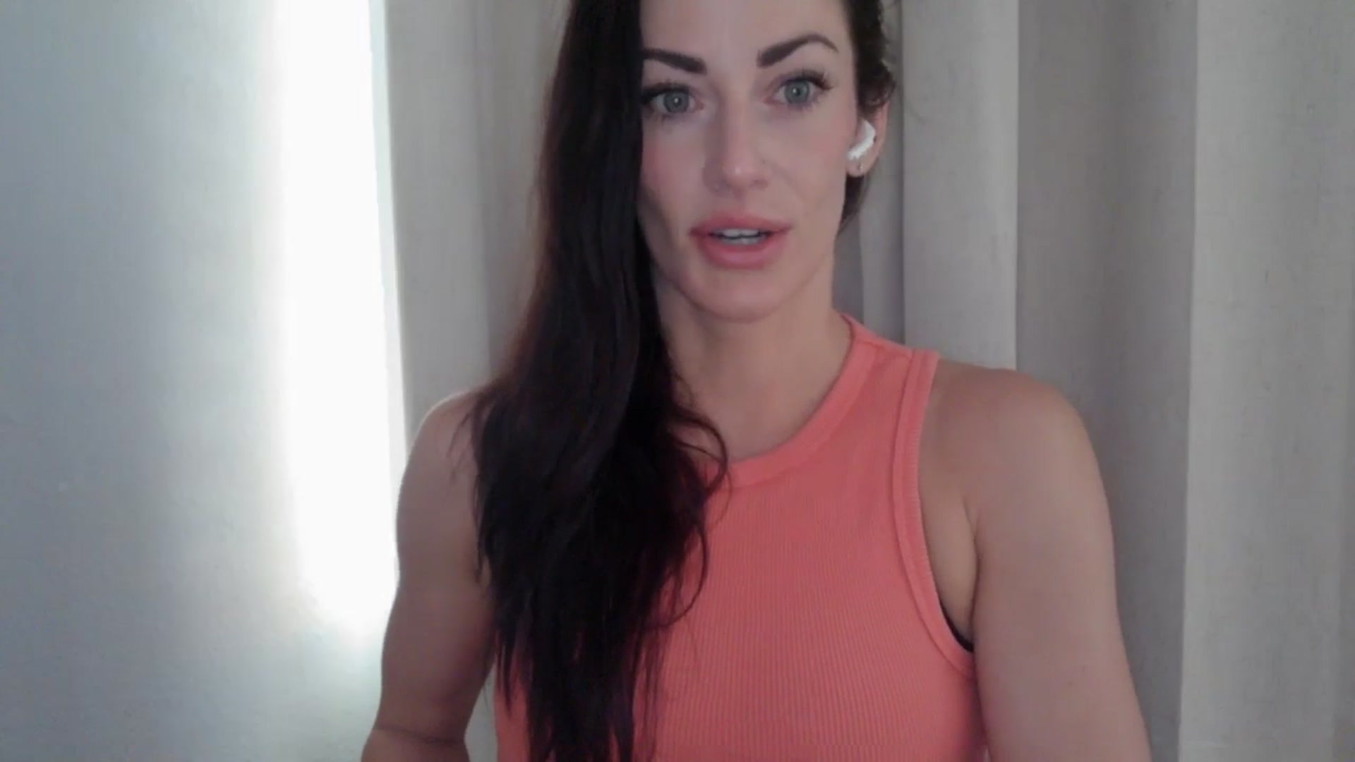 Gallery image thumbnail from EmmaStone4's myfreecams stream on, 05/28/2024, 21:46 image 6 of 20