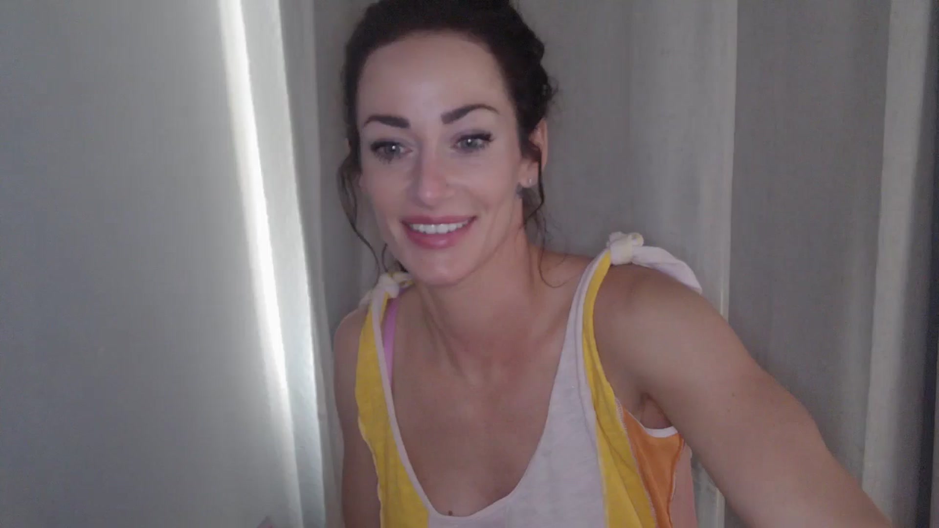 Gallery image thumbnail from EmmaStone4's myfreecams stream on, 06/04/2024, 21:07 image 1 of 20