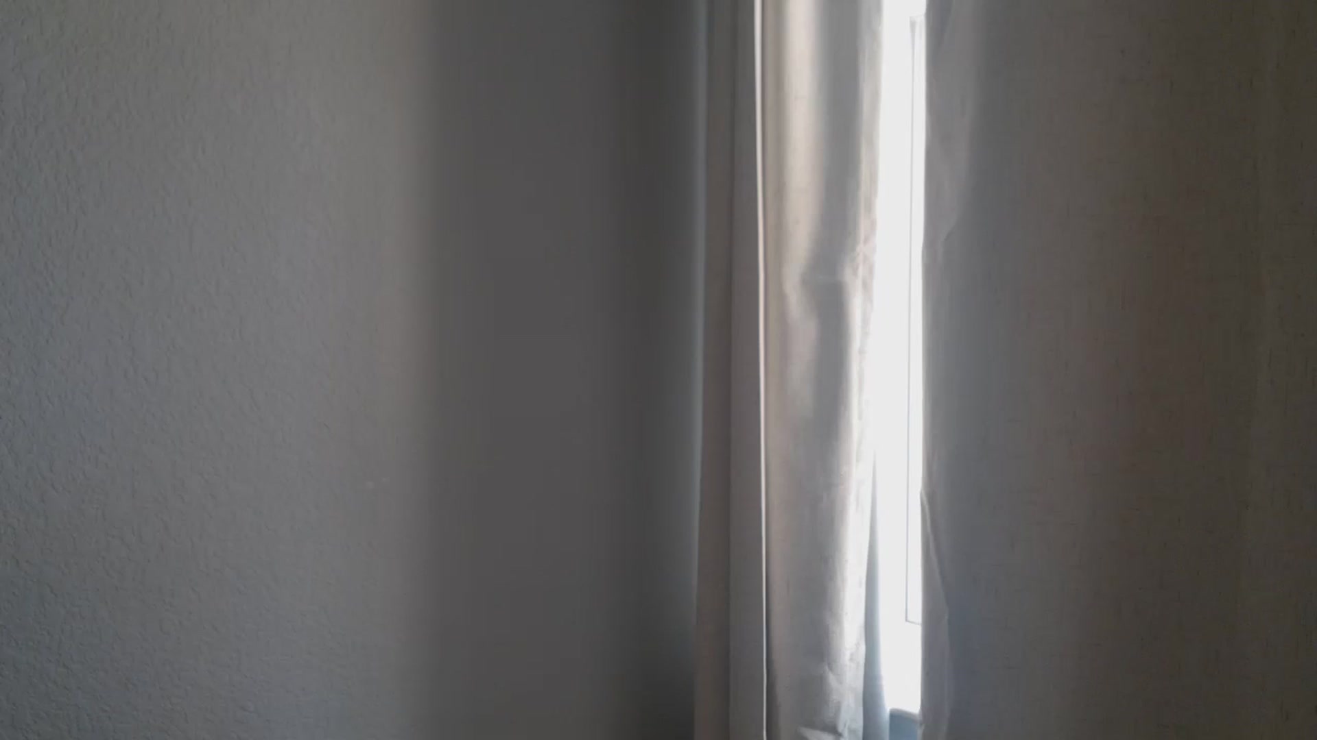 Gallery image thumbnail from EmmaStone4's myfreecams stream on, 06/10/2024, 21:50 image 10 of 20