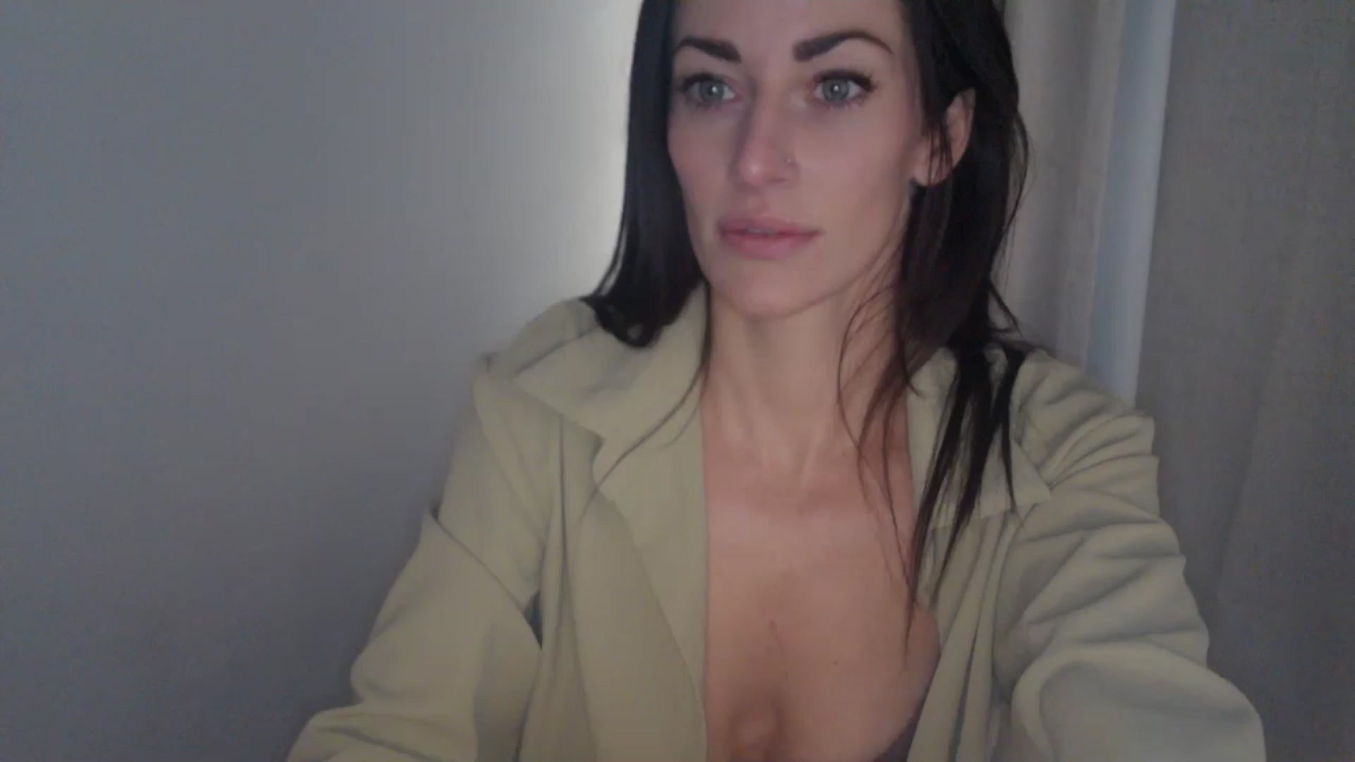 Gallery image thumbnail from EmmaStone4's myfreecams stream on, 06/11/2024, 21:47 image 7 of 20