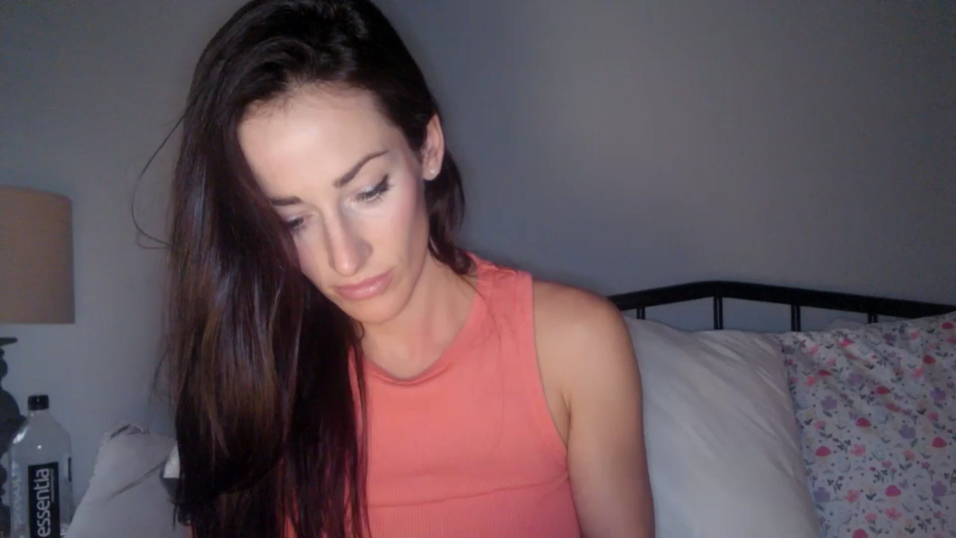 Gallery image thumbnail from EmmaStone4's myfreecams stream on, 06/18/2024, 01:47 image 20 of 20