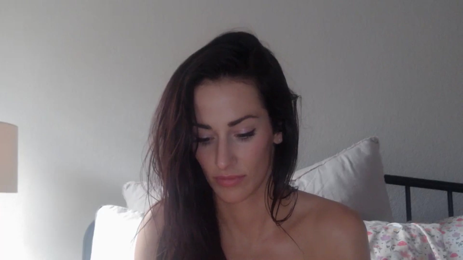 Gallery image thumbnail from EmmaStone4's myfreecams stream on, 06/18/2024, 20:41 image 15 of 20