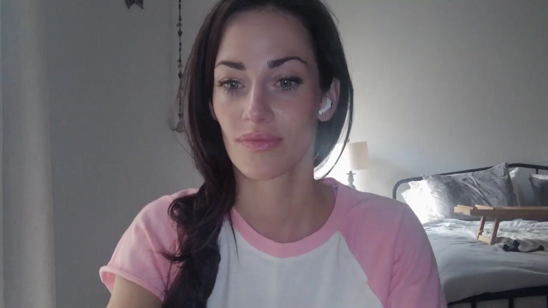 Gallery image thumbnail from EmmaStone4's myfreecams stream on, 06/26/2024, 18:45 image 16 of 20