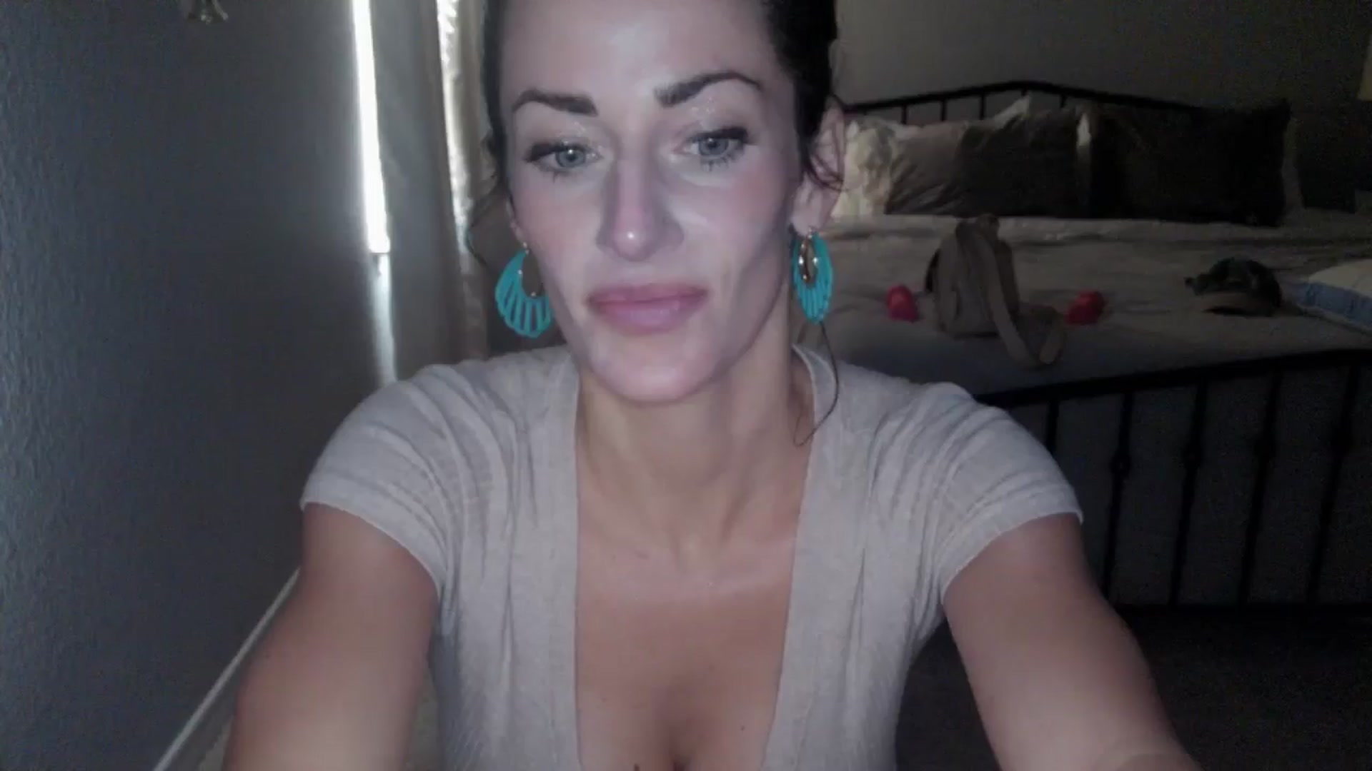 Gallery image thumbnail from EmmaStone4's myfreecams stream on, 06/28/2024, 23:04 image 15 of 20