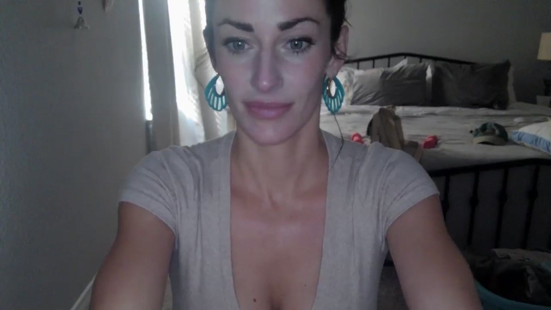 Gallery image thumbnail from EmmaStone4's myfreecams stream on, 06/28/2024, 23:04 image 19 of 20