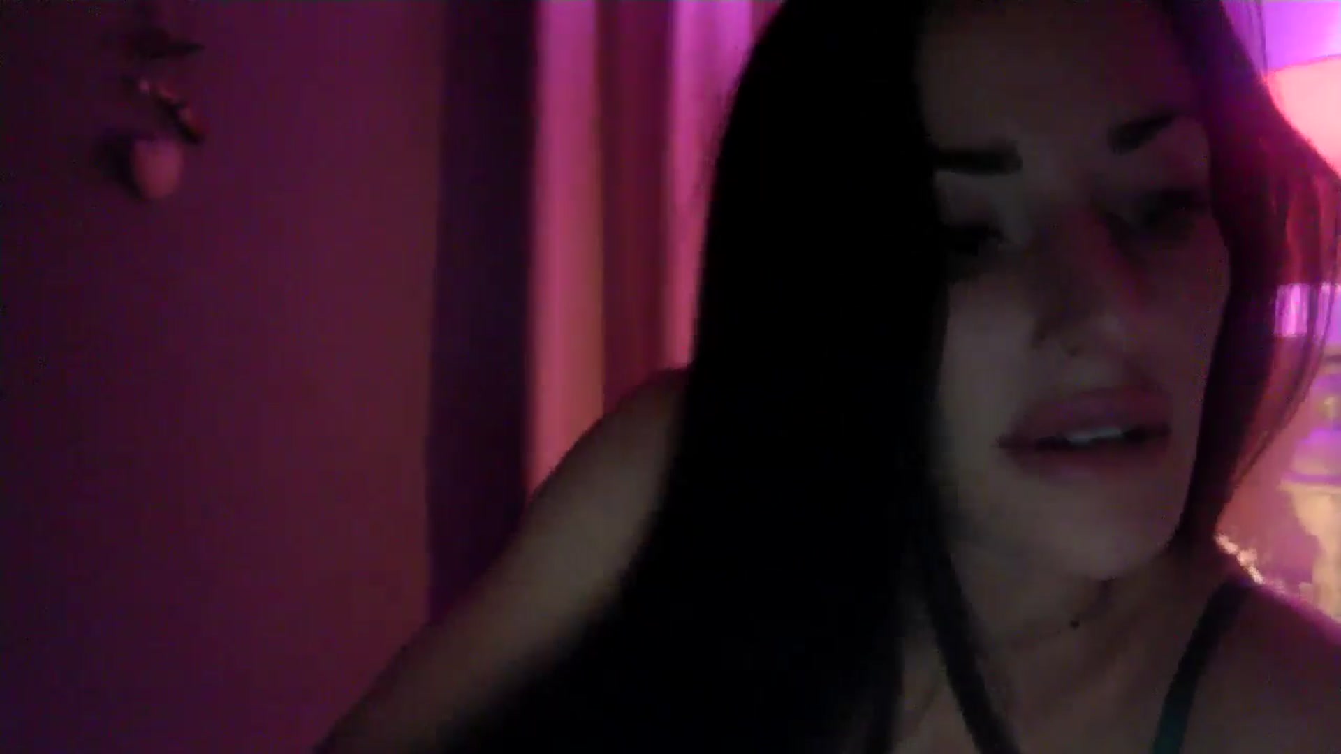 Gallery image thumbnail from EmmaStone4's myfreecams stream on, 07/16/2024, 02:44 image 14 of 20