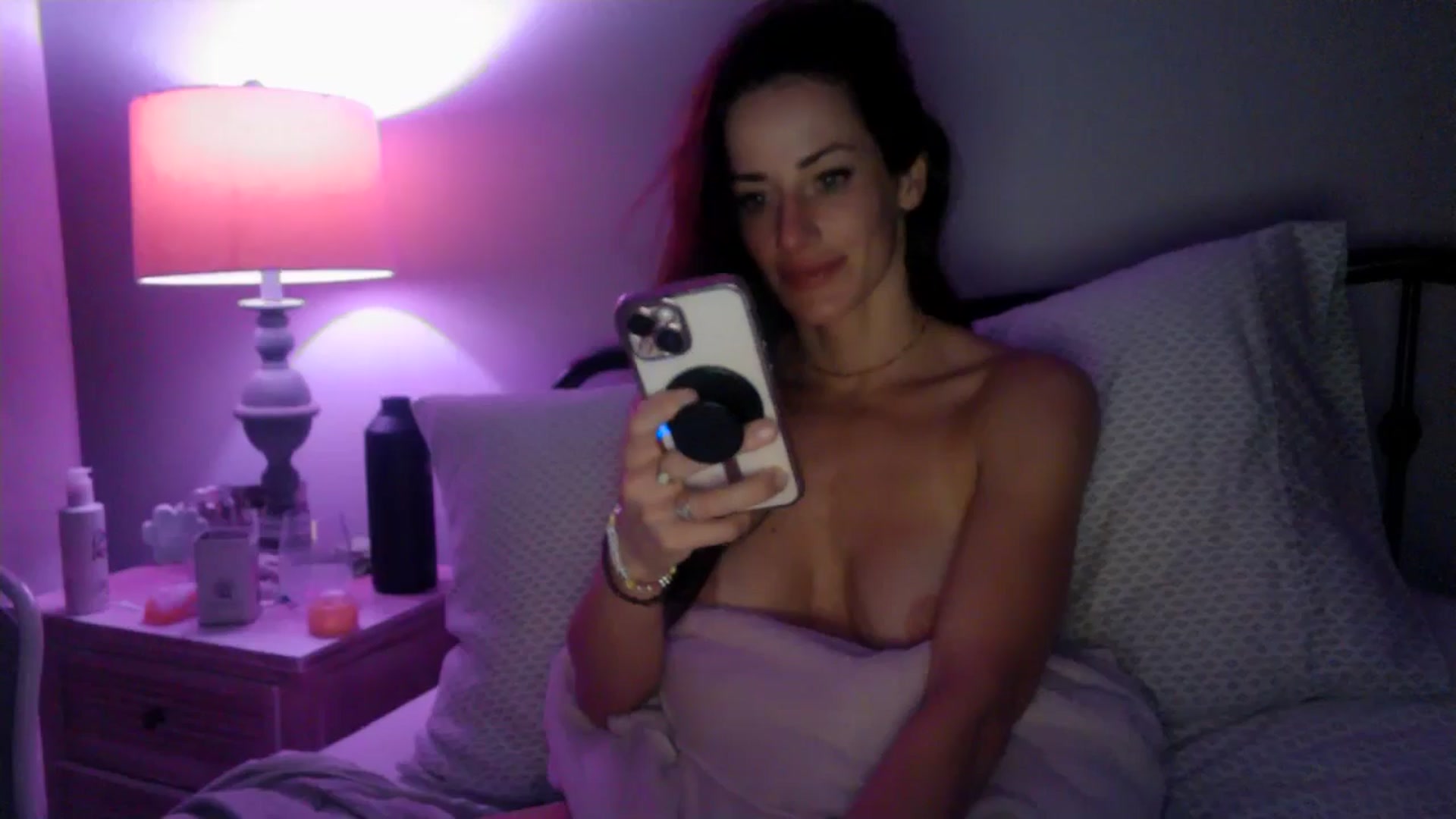 Gallery image thumbnail from EmmaStone4's myfreecams stream on, 07/16/2024, 05:43 image 20 of 20