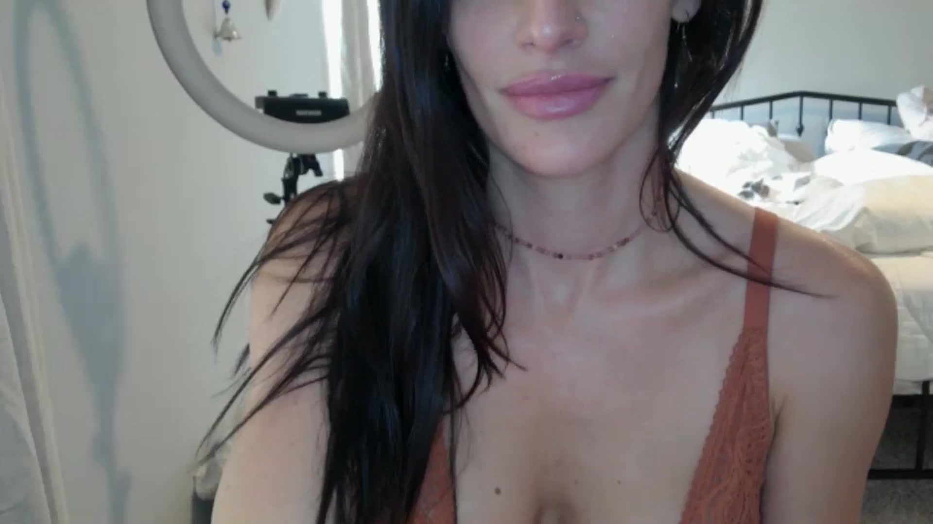 Gallery image thumbnail from EmmaStone4's myfreecams stream on, 07/25/2024, 20:52 image 19 of 20