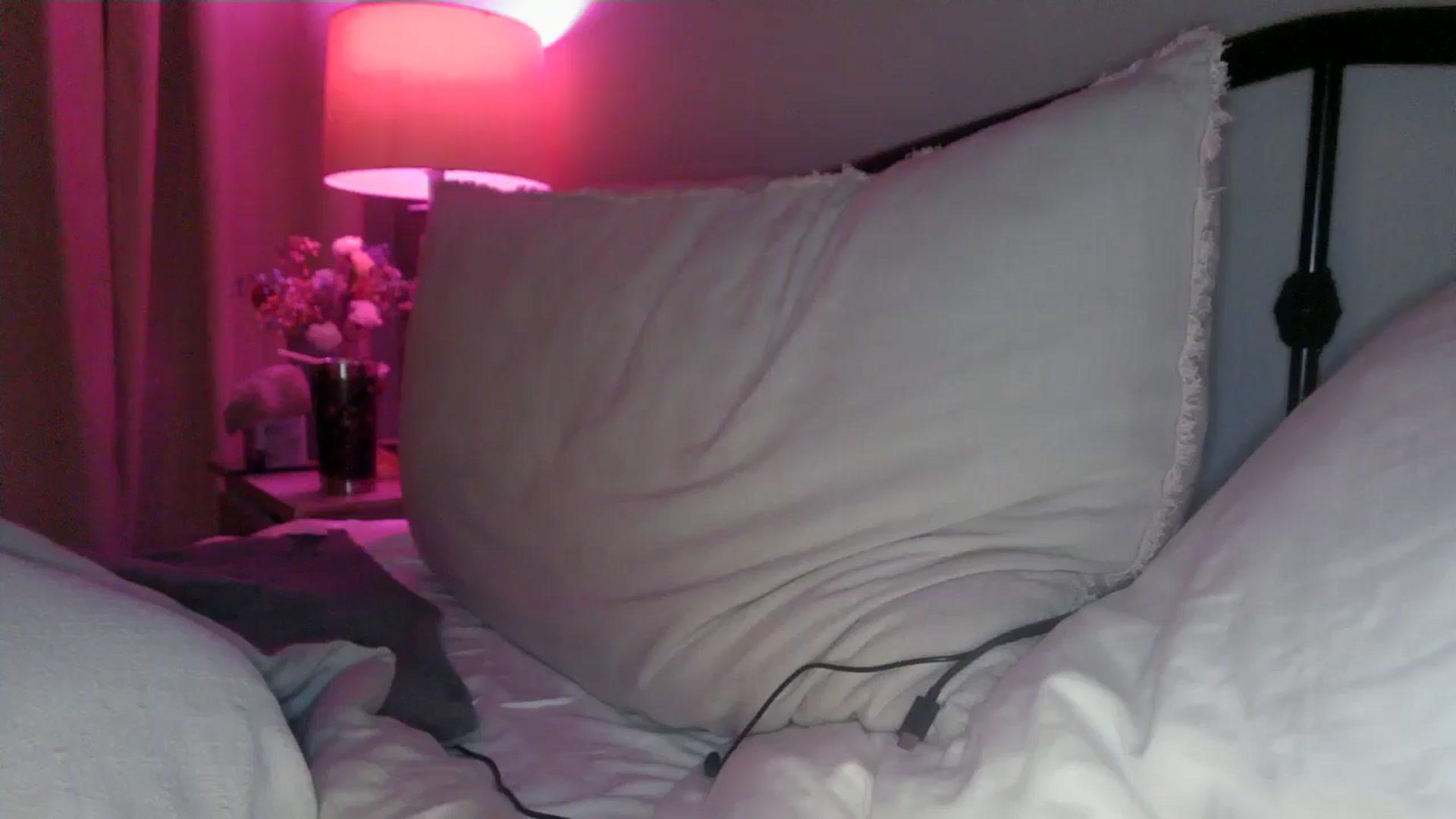 Gallery image thumbnail from EmmaStone4's myfreecams stream on, 08/08/2024, 05:30 image 1 of 20