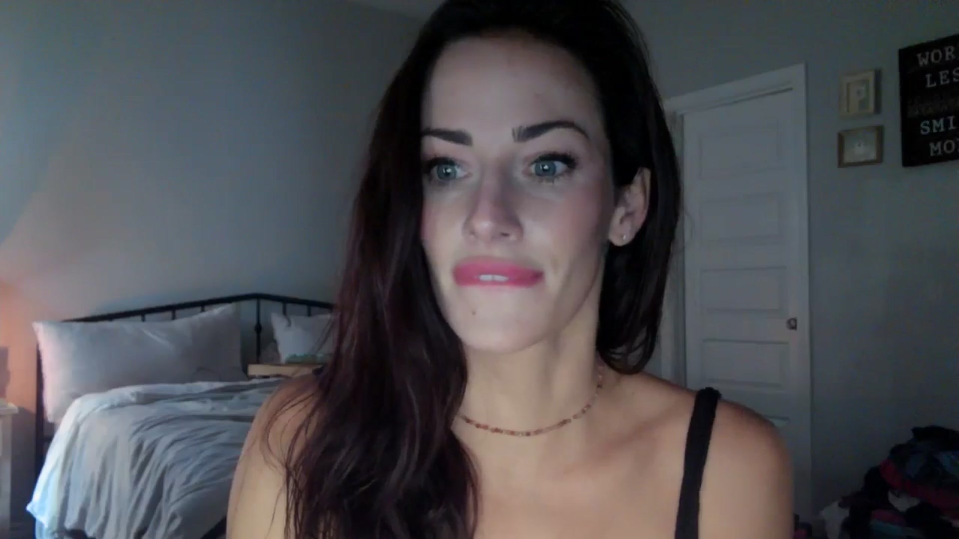 Gallery image thumbnail from EmmaStone4's myfreecams stream on, 08/22/2024, 20:38 image 7 of 20
