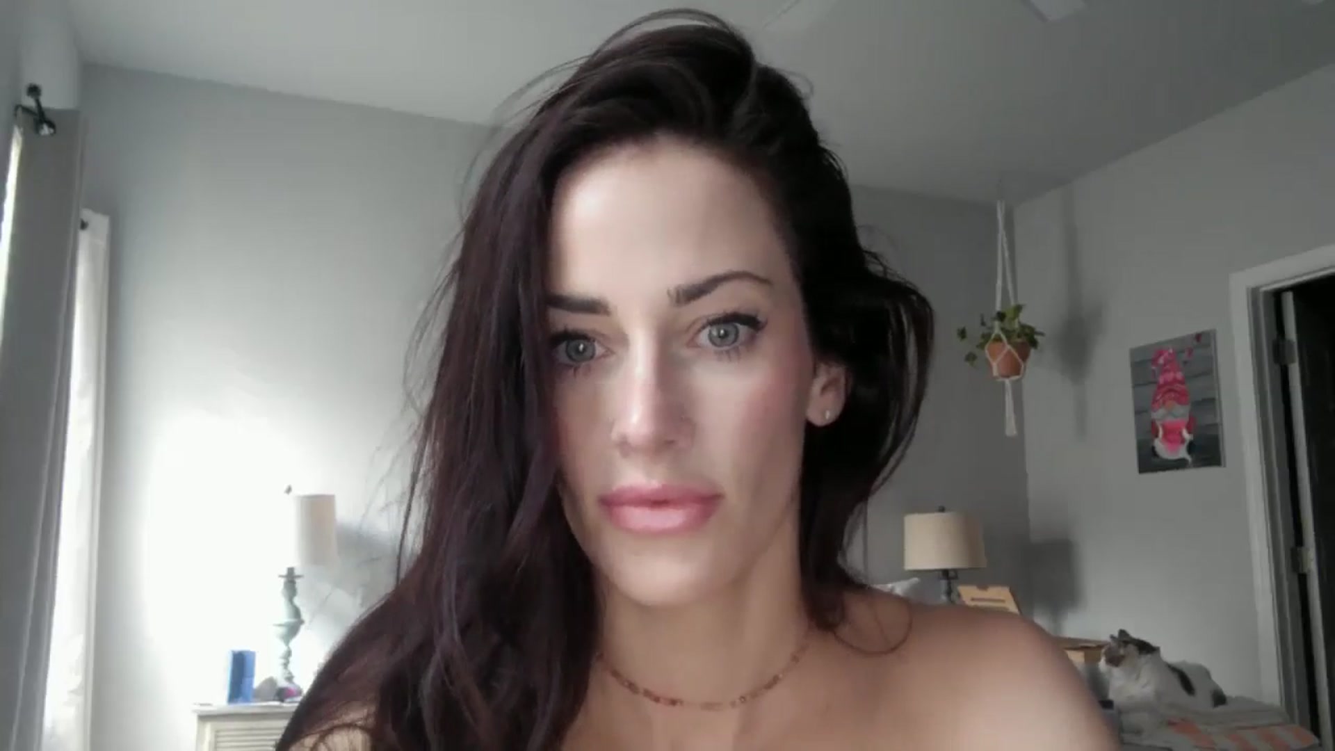 Gallery image thumbnail from EmmaStone4's myfreecams stream on, 09/01/2024, 20:29 image 7 of 20