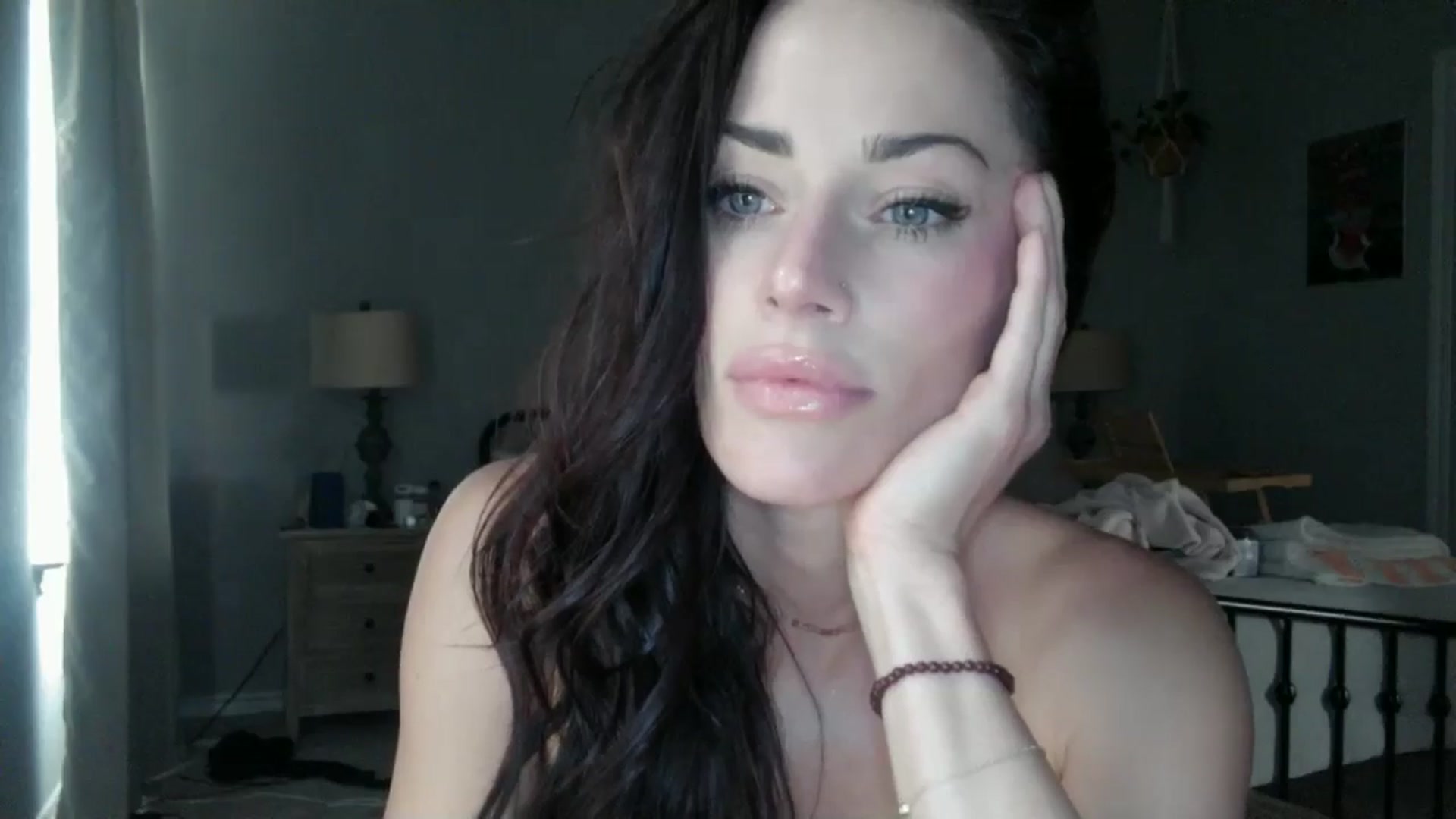 Gallery image thumbnail from EmmaStone4's myfreecams stream on, 09/01/2024, 22:10 image 4 of 20