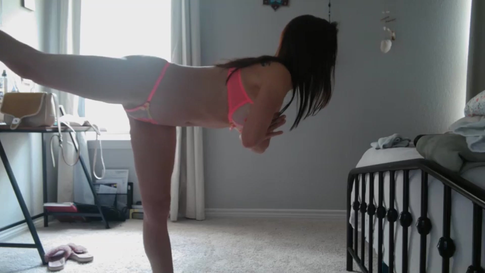 Gallery image thumbnail from EmmaStone4's myfreecams stream on, 09/18/2024, 19:32 image 3 of 20