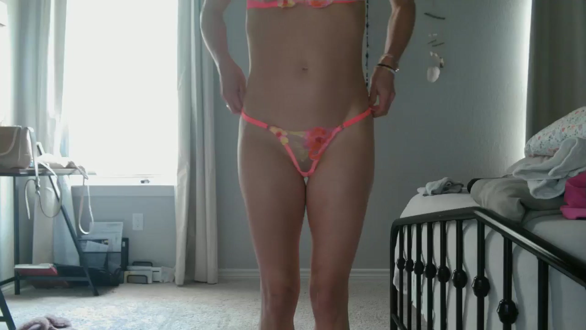 Gallery image thumbnail from EmmaStone4's myfreecams stream on, 09/18/2024, 19:32 image 1 of 20