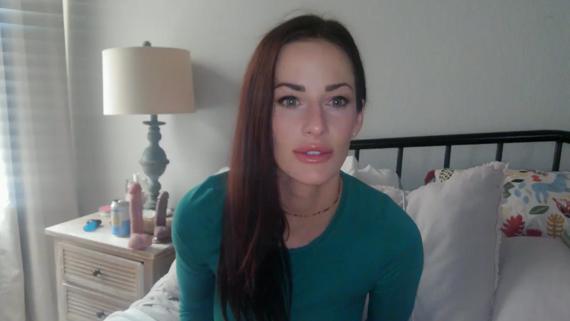 Gallery image thumbnail from EmmaStone4's myfreecams stream on, 09/26/2024, 17:35 image 16 of 20