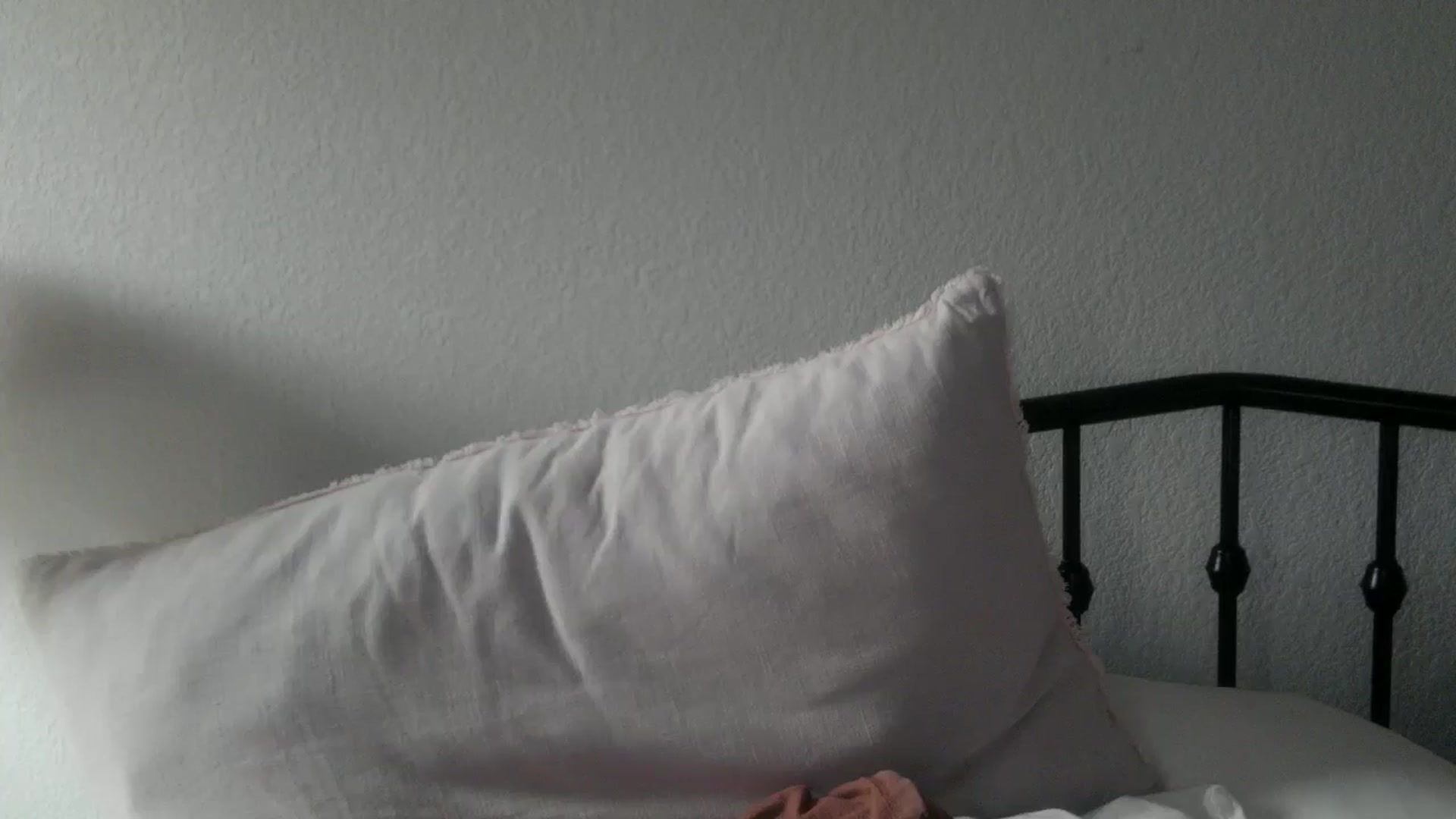 Gallery image thumbnail from EmmaStone4's myfreecams stream on, 10/18/2024, 18:52 image 18 of 20
