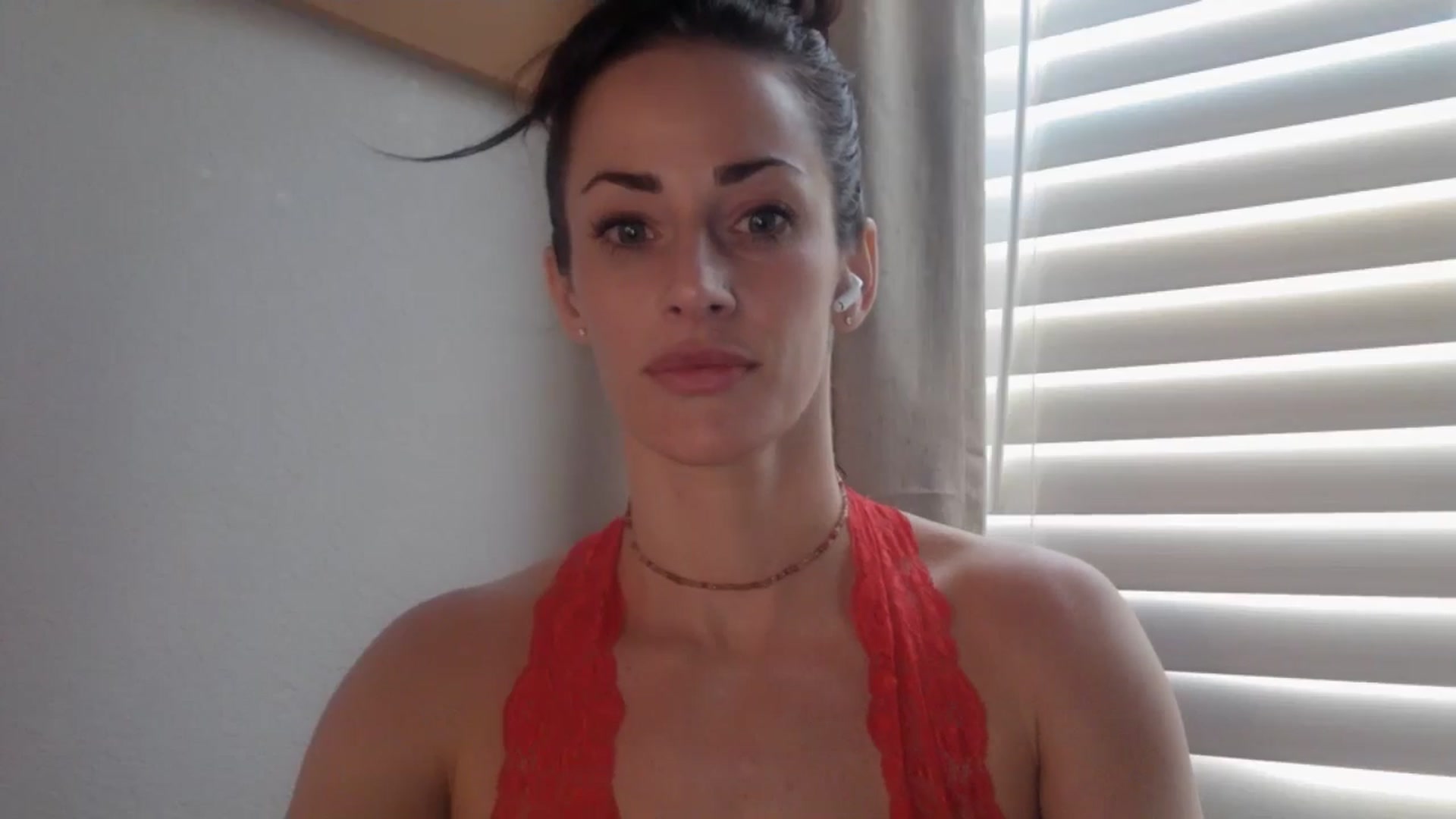 Gallery image thumbnail from EmmaStone4's myfreecams stream on, 11/20/2024, 19:04 image 17 of 20
