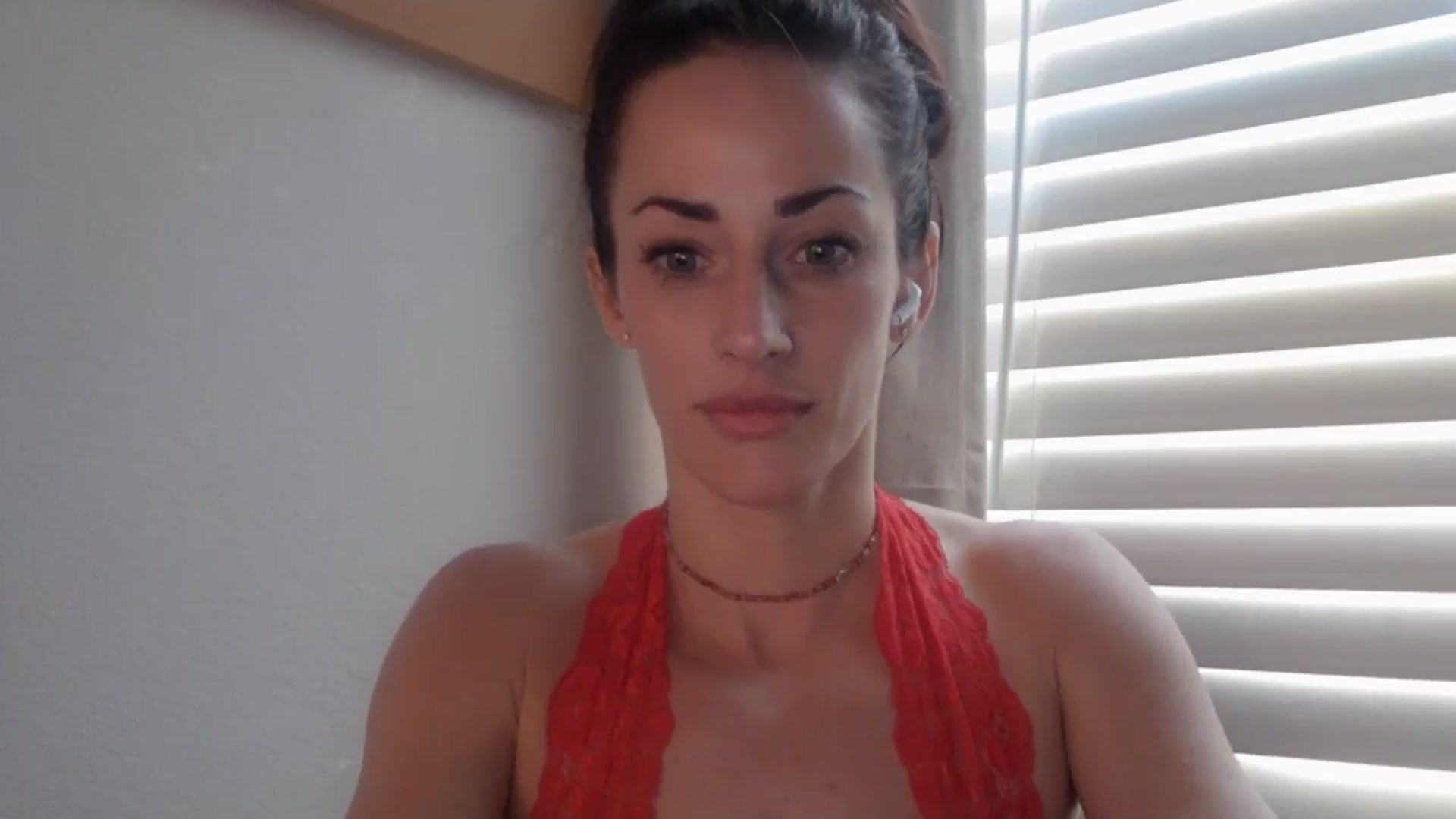 Gallery image thumbnail from EmmaStone4's myfreecams stream on, 11/20/2024, 19:04 image 6 of 20