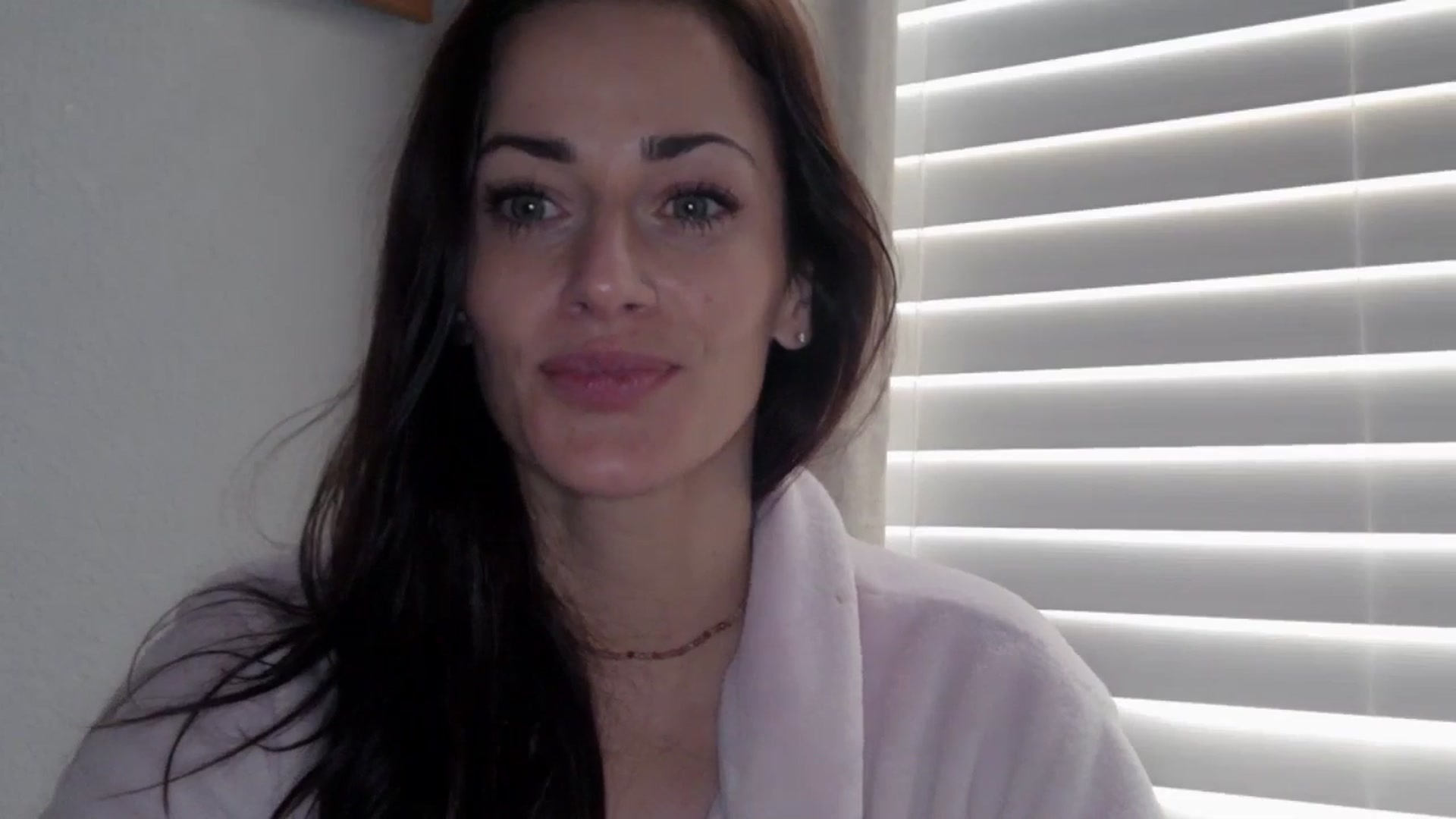 Gallery image thumbnail from EmmaStone4's myfreecams stream on, 12/02/2024, 19:46 image 8 of 20