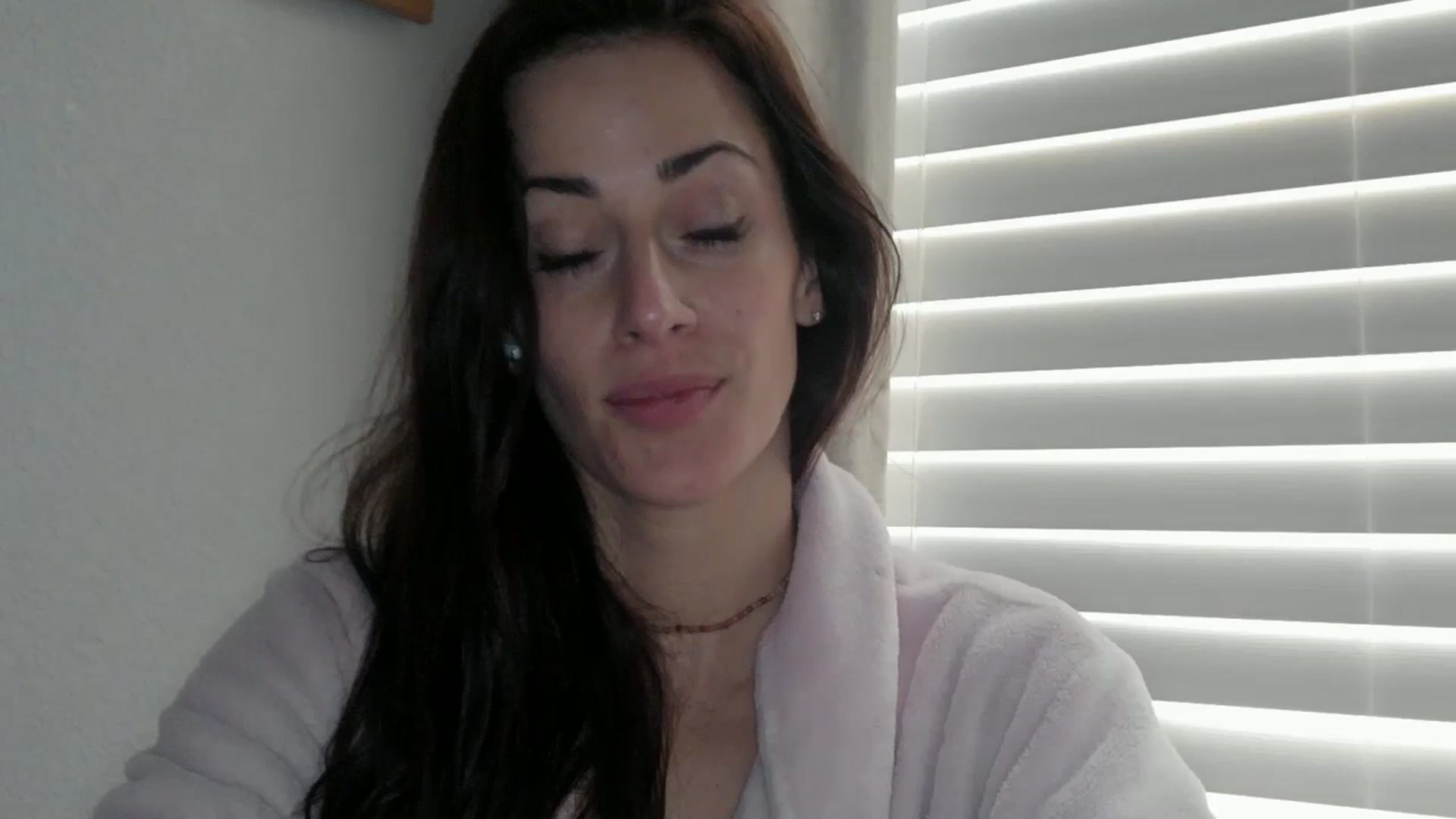 Gallery image thumbnail from EmmaStone4's myfreecams stream on, 12/02/2024, 19:46 image 7 of 20
