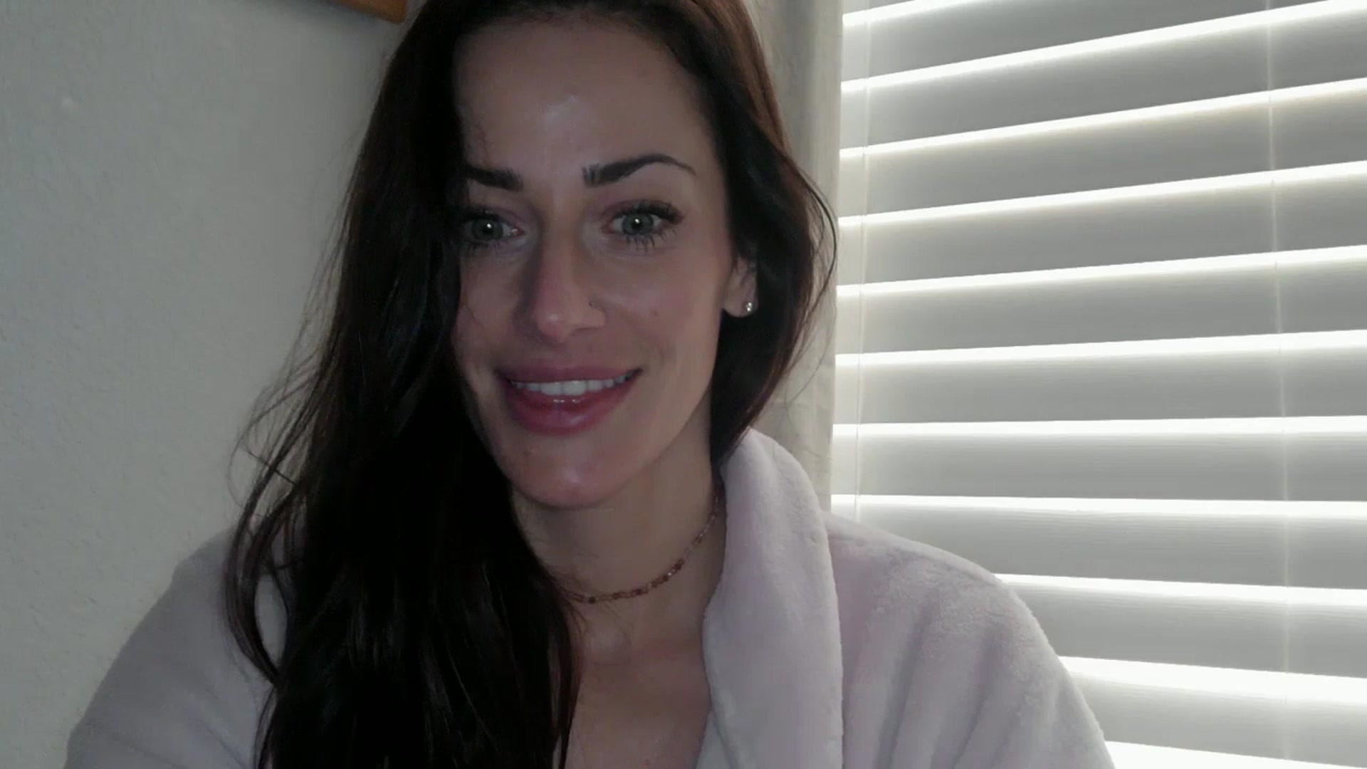 Gallery image thumbnail from EmmaStone4's myfreecams stream on, 12/02/2024, 19:46 image 2 of 20