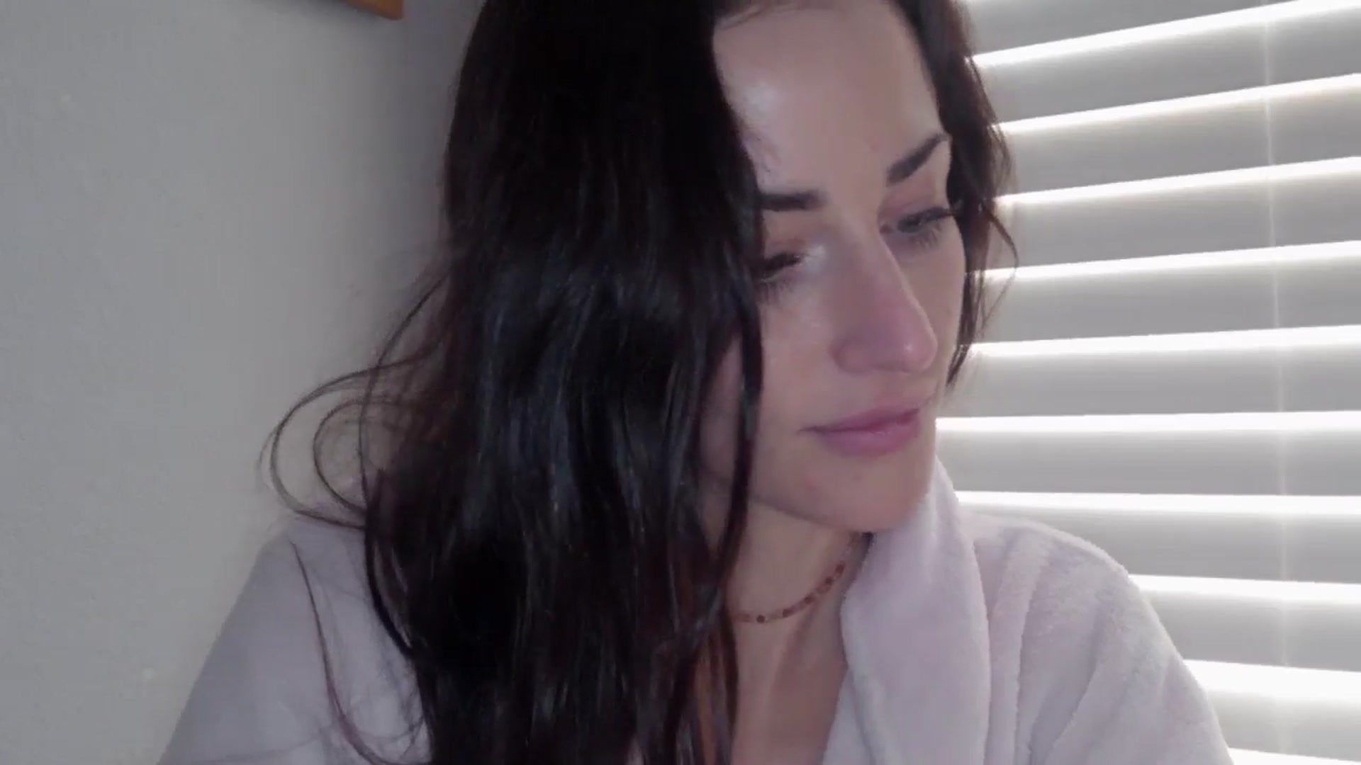 Gallery image thumbnail from EmmaStone4's myfreecams stream on, 12/02/2024, 19:46 image 17 of 20