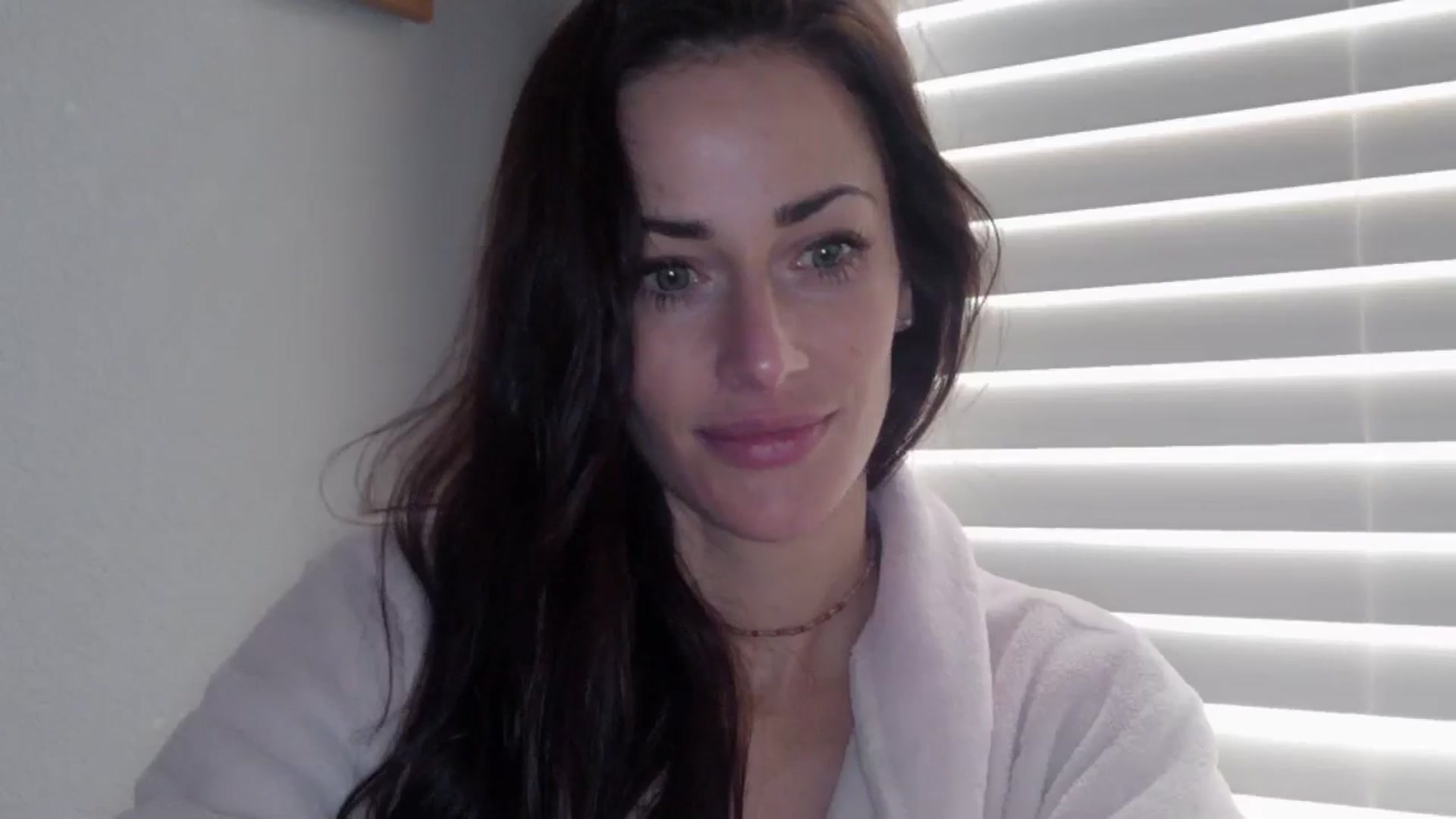Gallery image thumbnail from EmmaStone4's myfreecams stream on, 12/02/2024, 19:46 image 4 of 20
