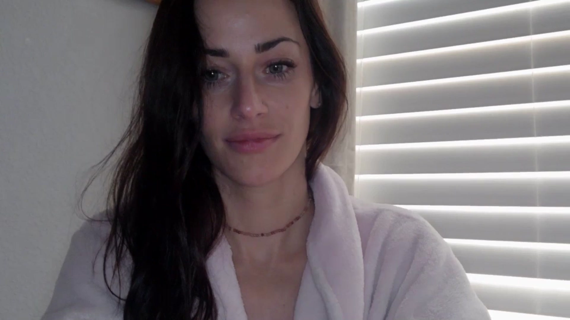 Gallery image thumbnail from EmmaStone4's myfreecams stream on, 12/02/2024, 19:46 image 12 of 20