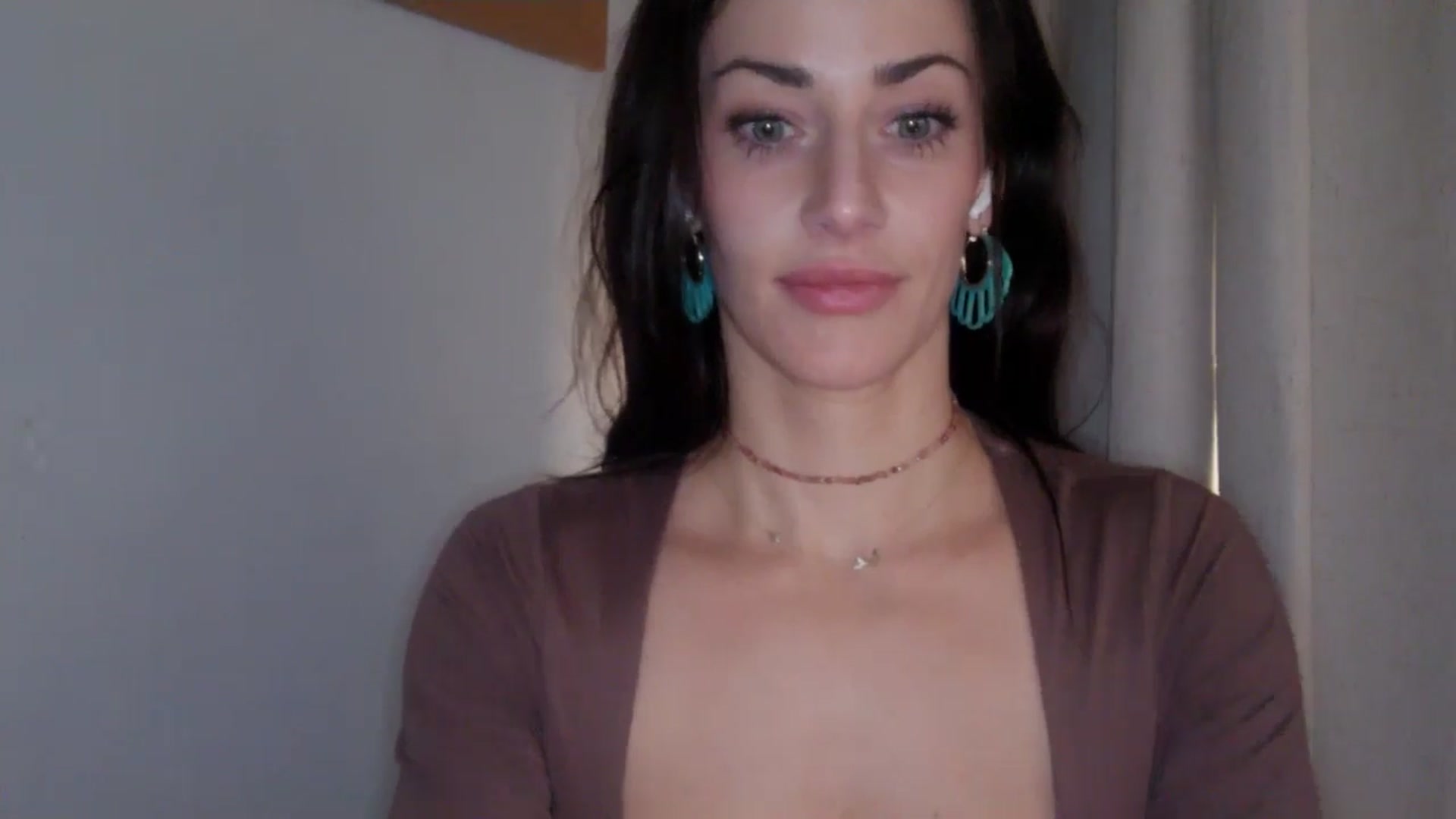 Gallery image thumbnail from EmmaStone4's myfreecams stream on, 12/03/2024, 20:52 image 4 of 20