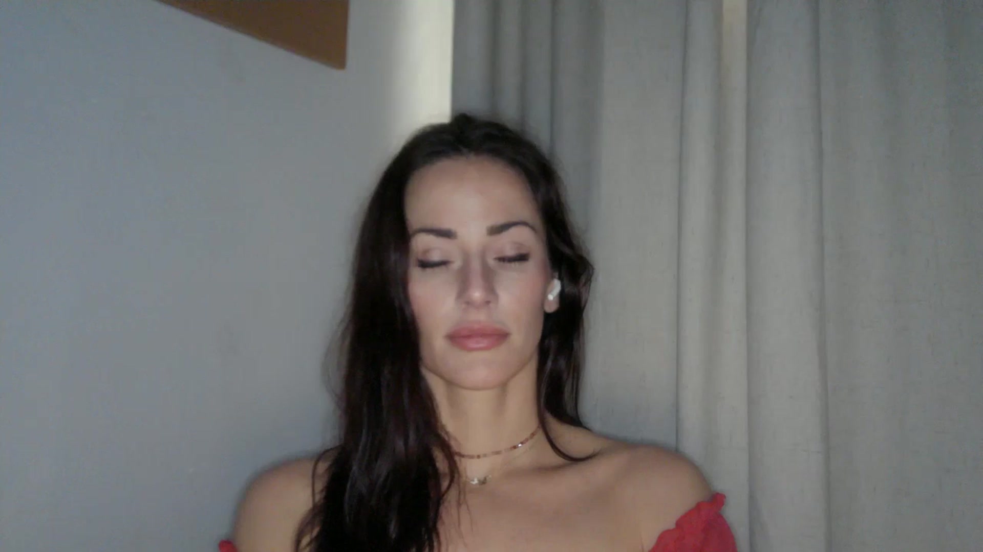 Gallery image thumbnail from EmmaStone4's myfreecams stream on, 12/04/2024, 18:48 image 5 of 20
