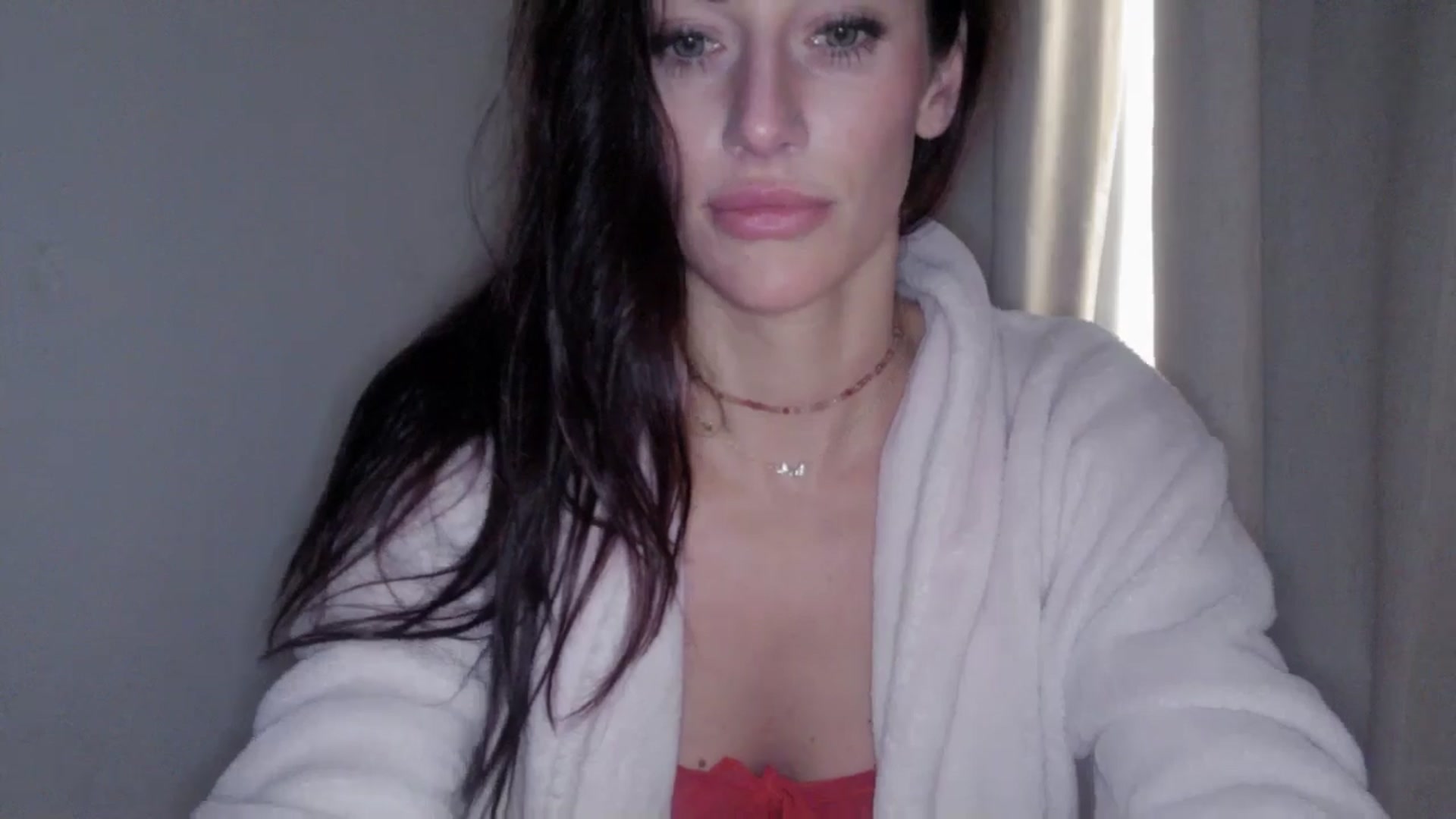 Gallery image thumbnail from EmmaStone4's myfreecams stream on, 12/04/2024, 19:23 image 19 of 20
