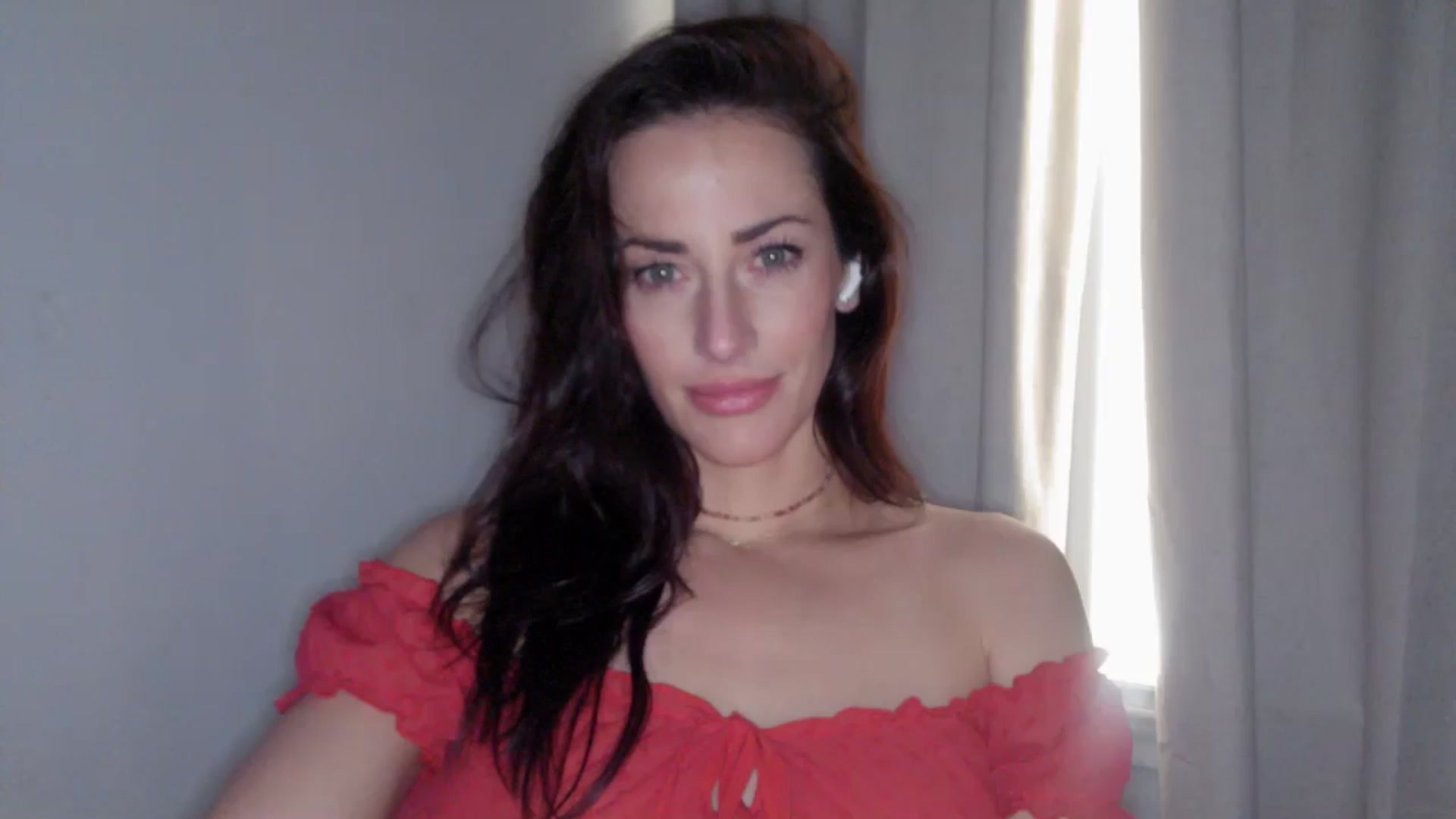 Gallery image thumbnail from EmmaStone4's myfreecams stream on, 12/04/2024, 19:23 image 2 of 20