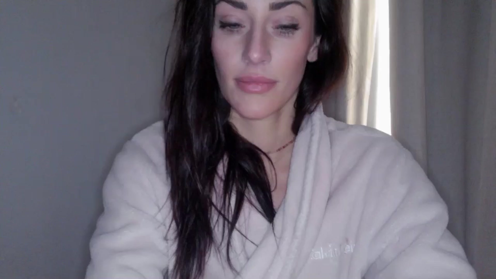 Gallery image thumbnail from EmmaStone4's myfreecams stream on, 12/04/2024, 19:23 image 11 of 20