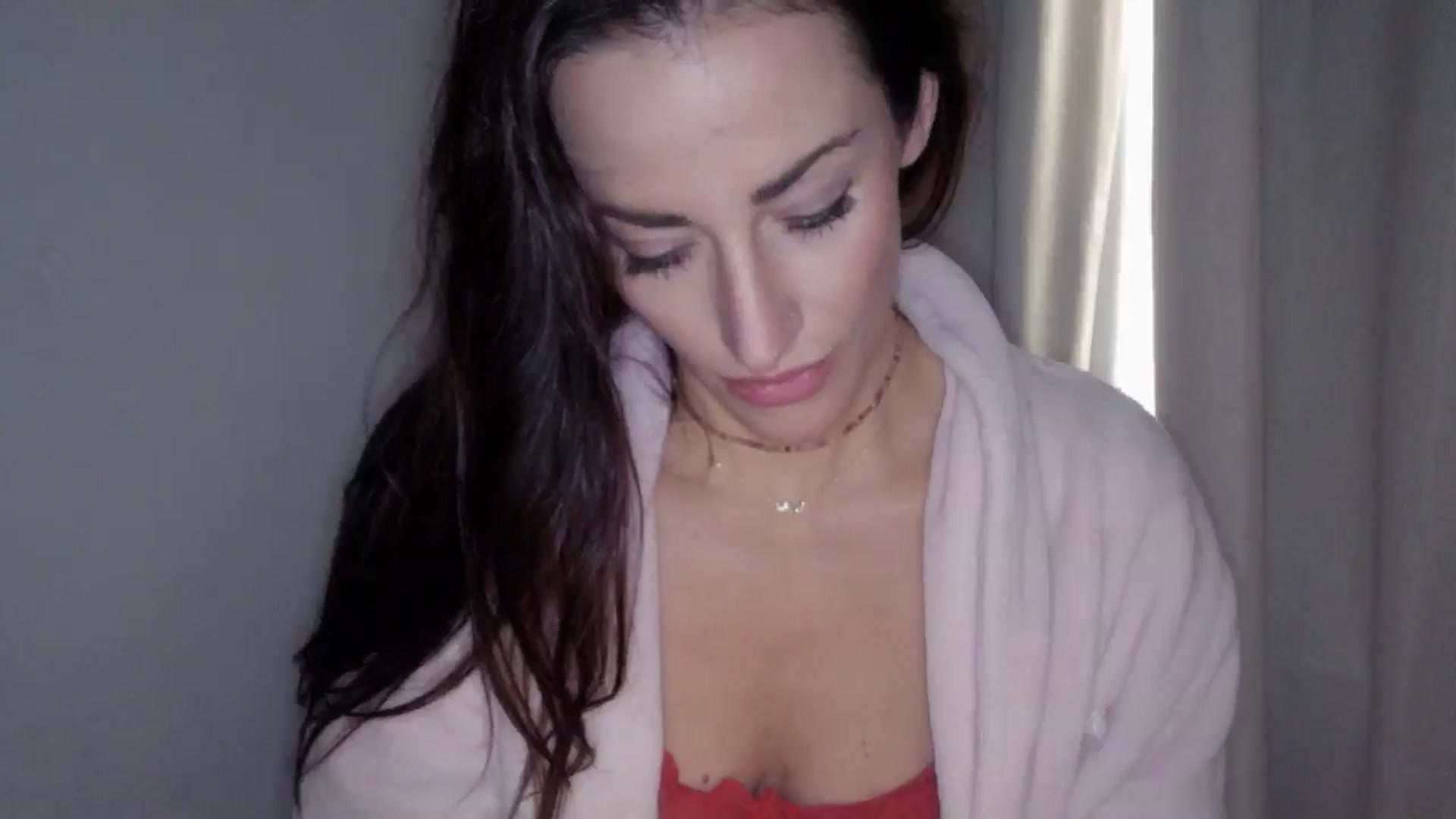 Gallery image thumbnail from EmmaStone4's myfreecams stream on, 12/04/2024, 19:23 image 18 of 20